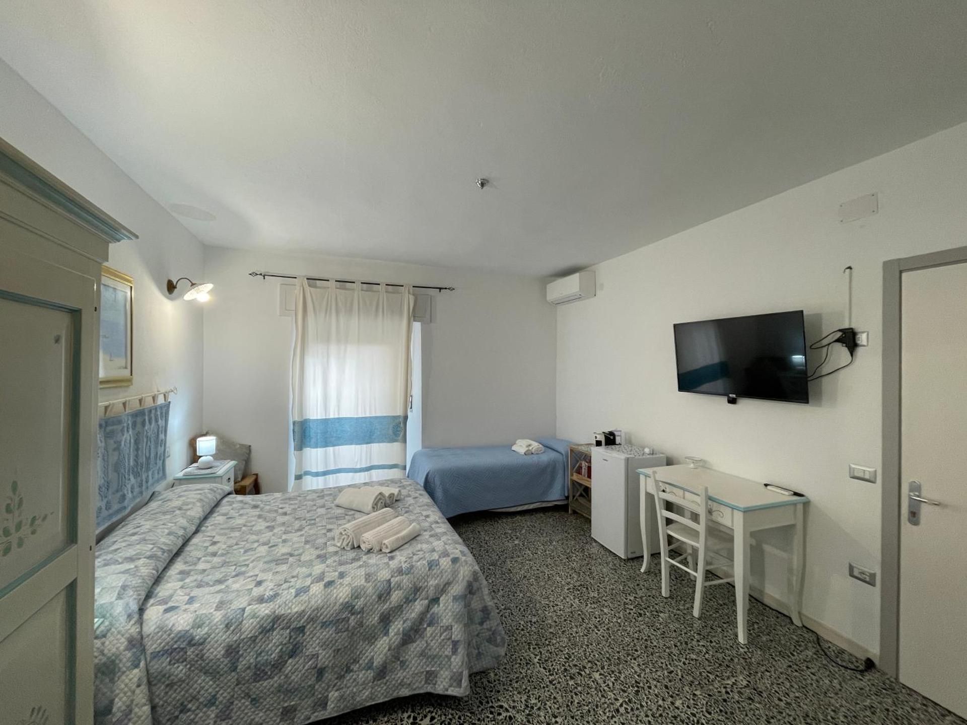 Double or Twin Room - Disability Access