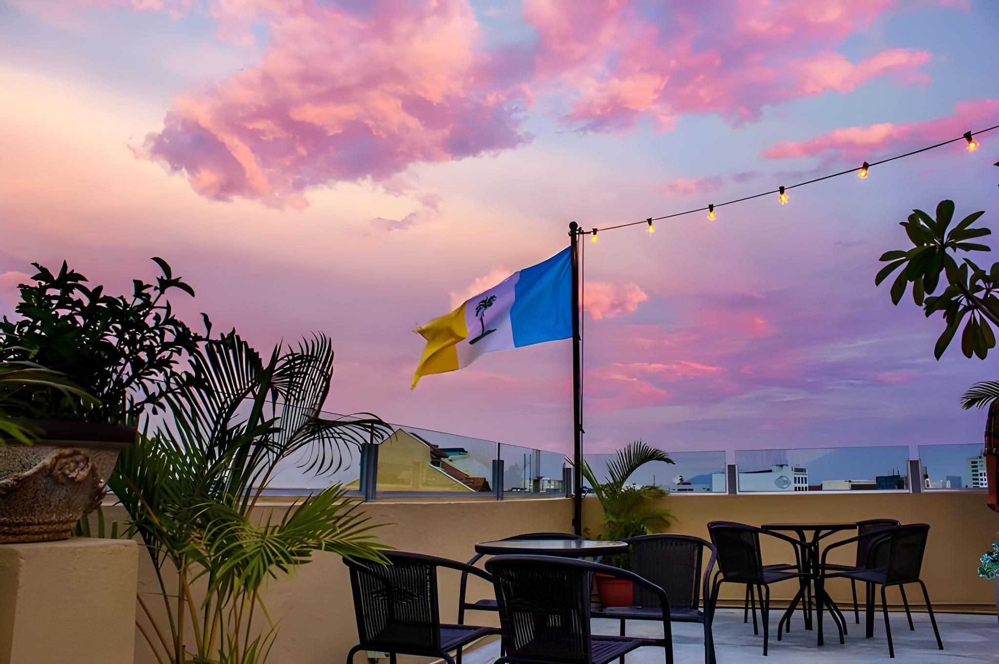 48d151f27d6dbfd58f60ffe96ac45d20