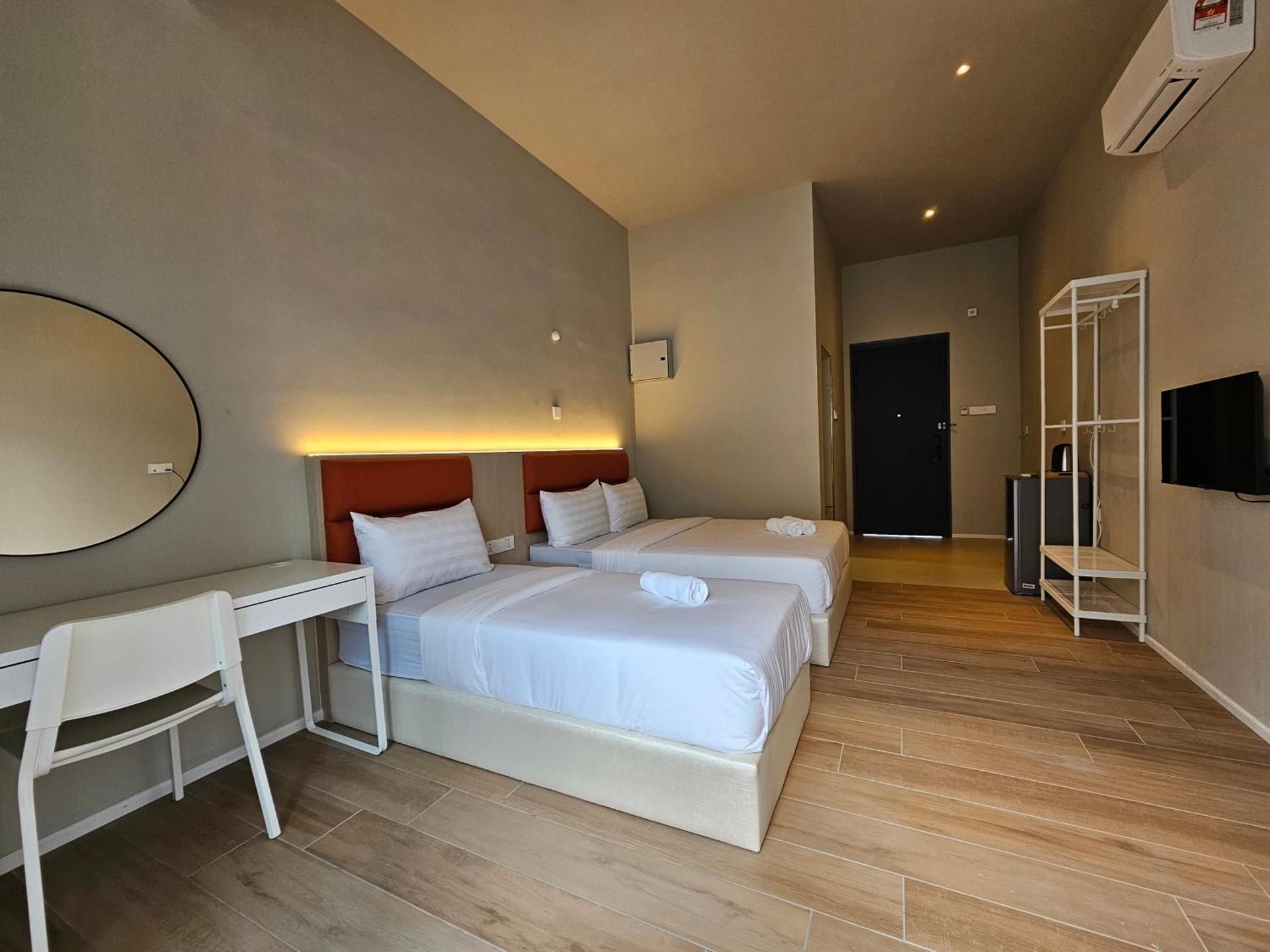 Triple Room with Balcony