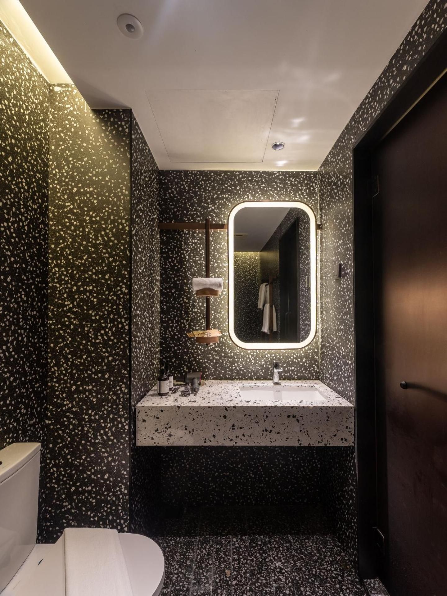 Business Executive Room