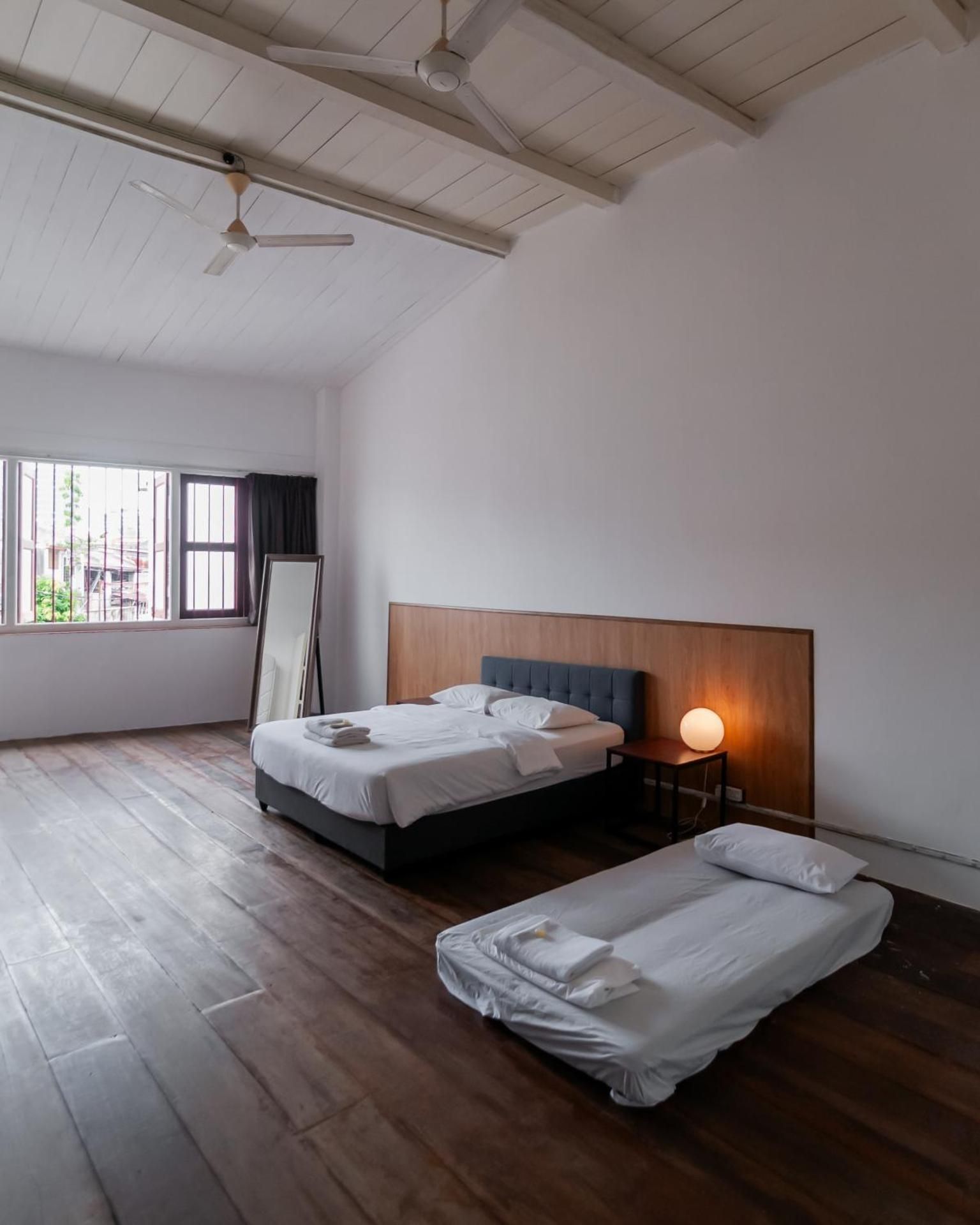 Standard Double Room with Shared Bathroom