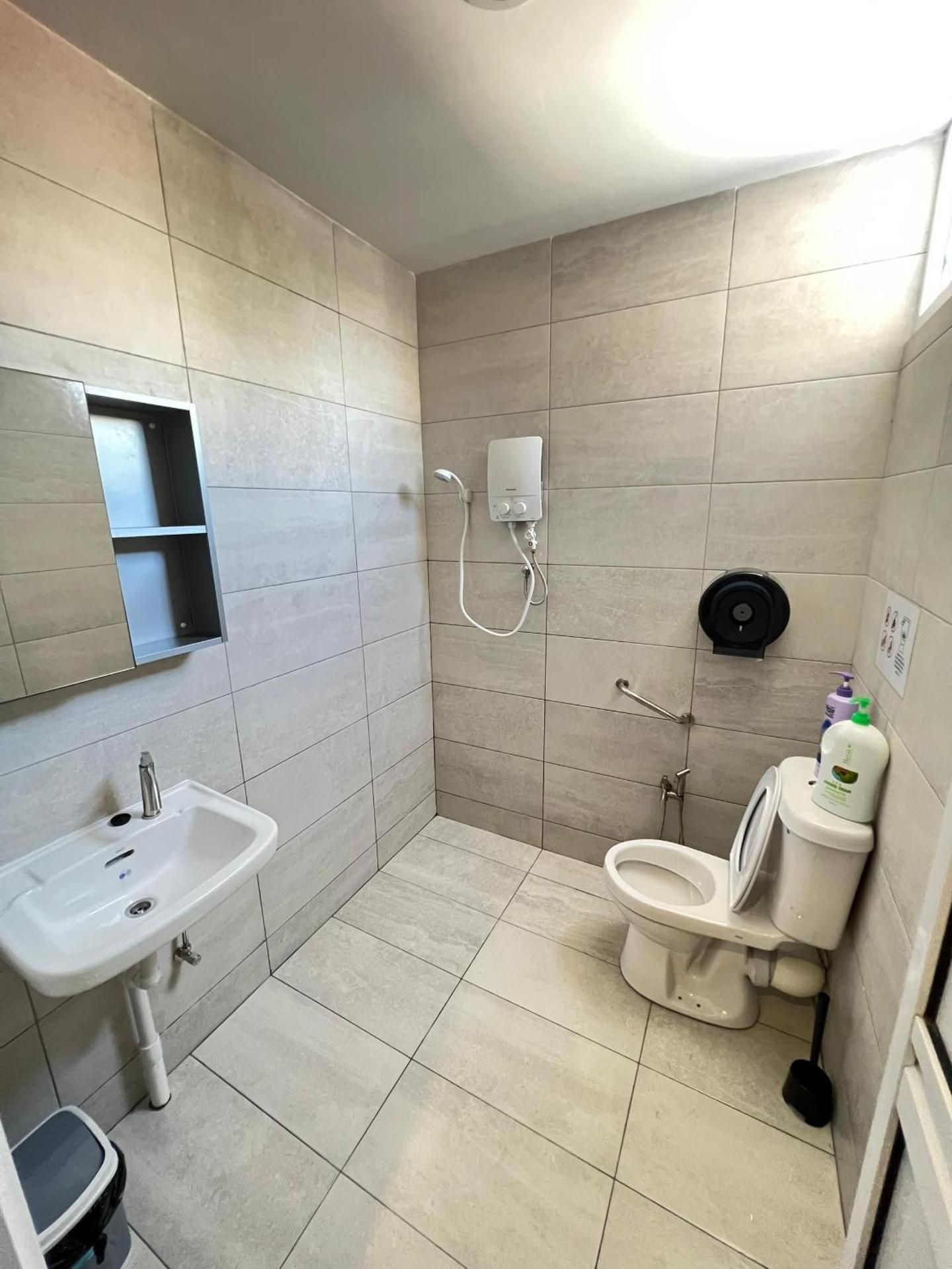 Deluxe Double Room with Shower