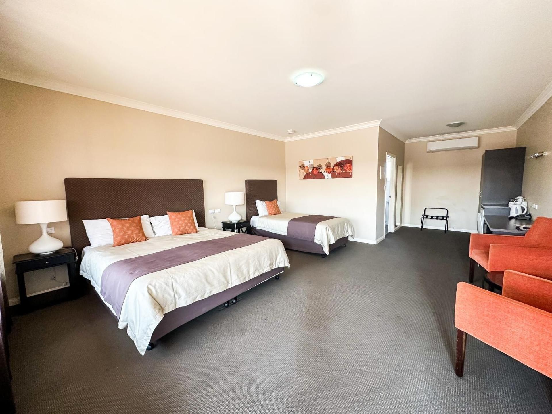 Deluxe Large Room