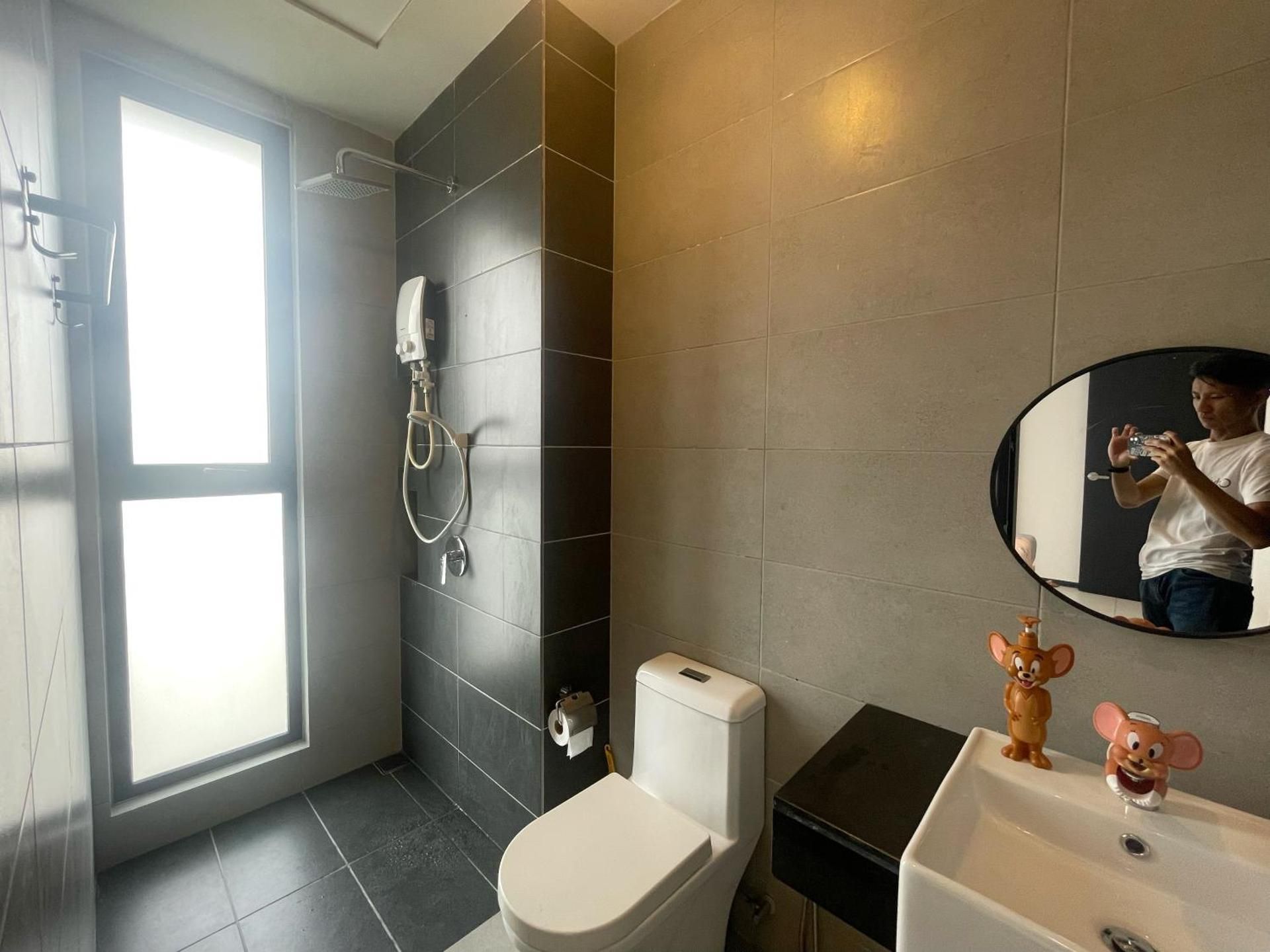 Two-Bedroom Apartment with Sea View