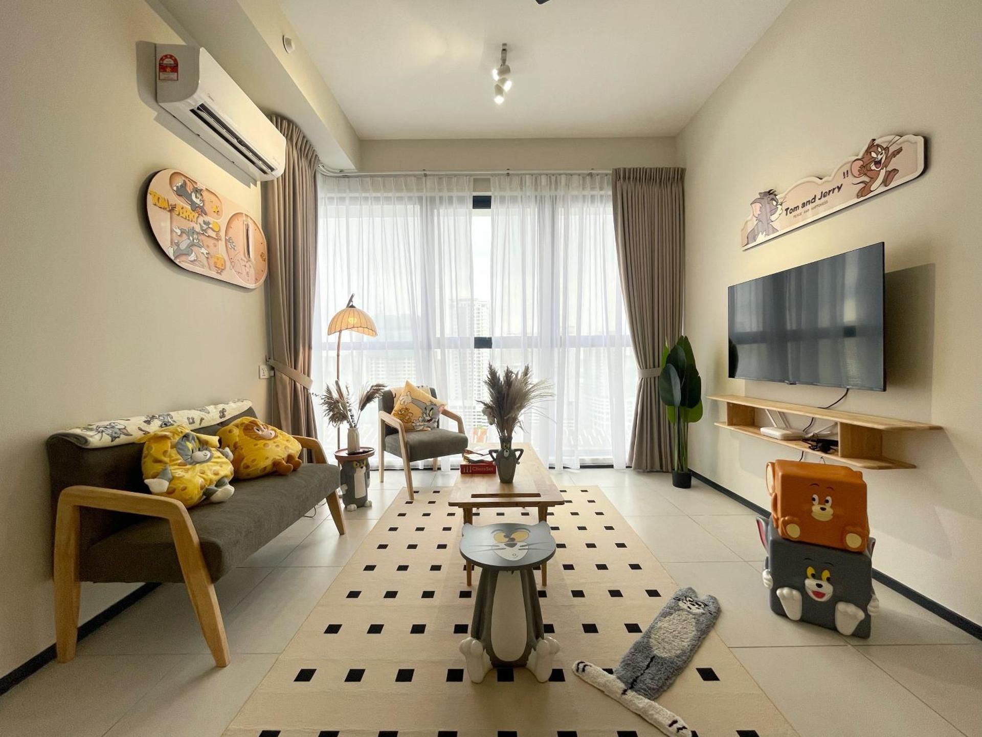 Two-Bedroom Apartment with Sea View