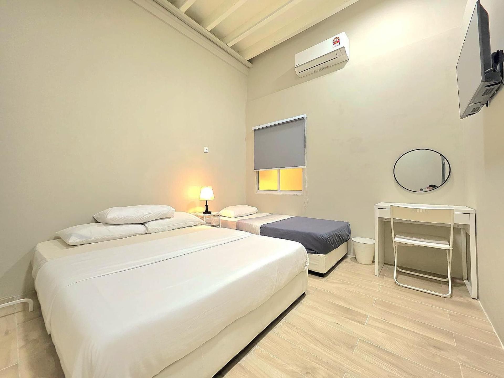 Triple Room with Shared Bathroom