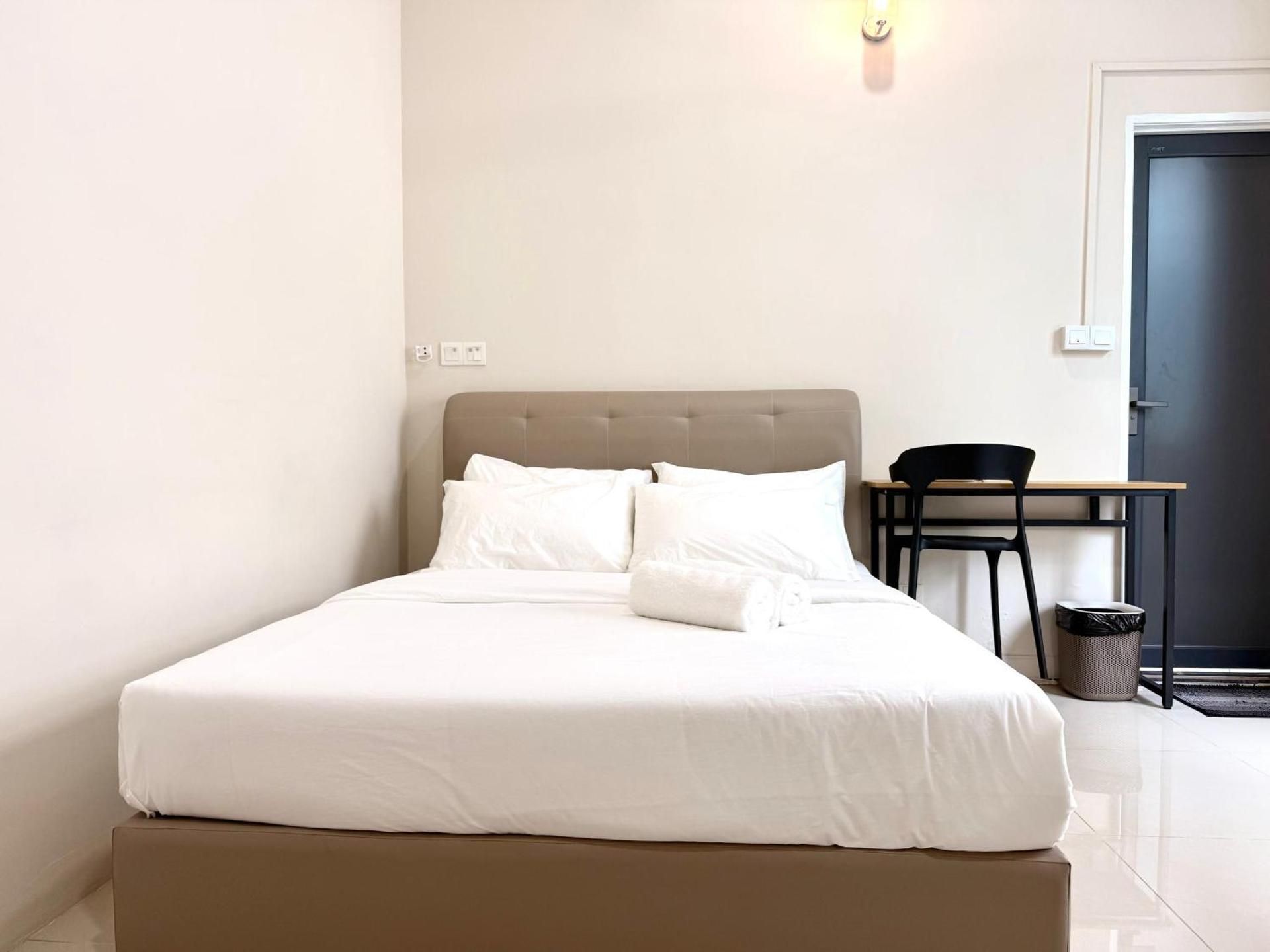 Double Room with Shared Bathroom