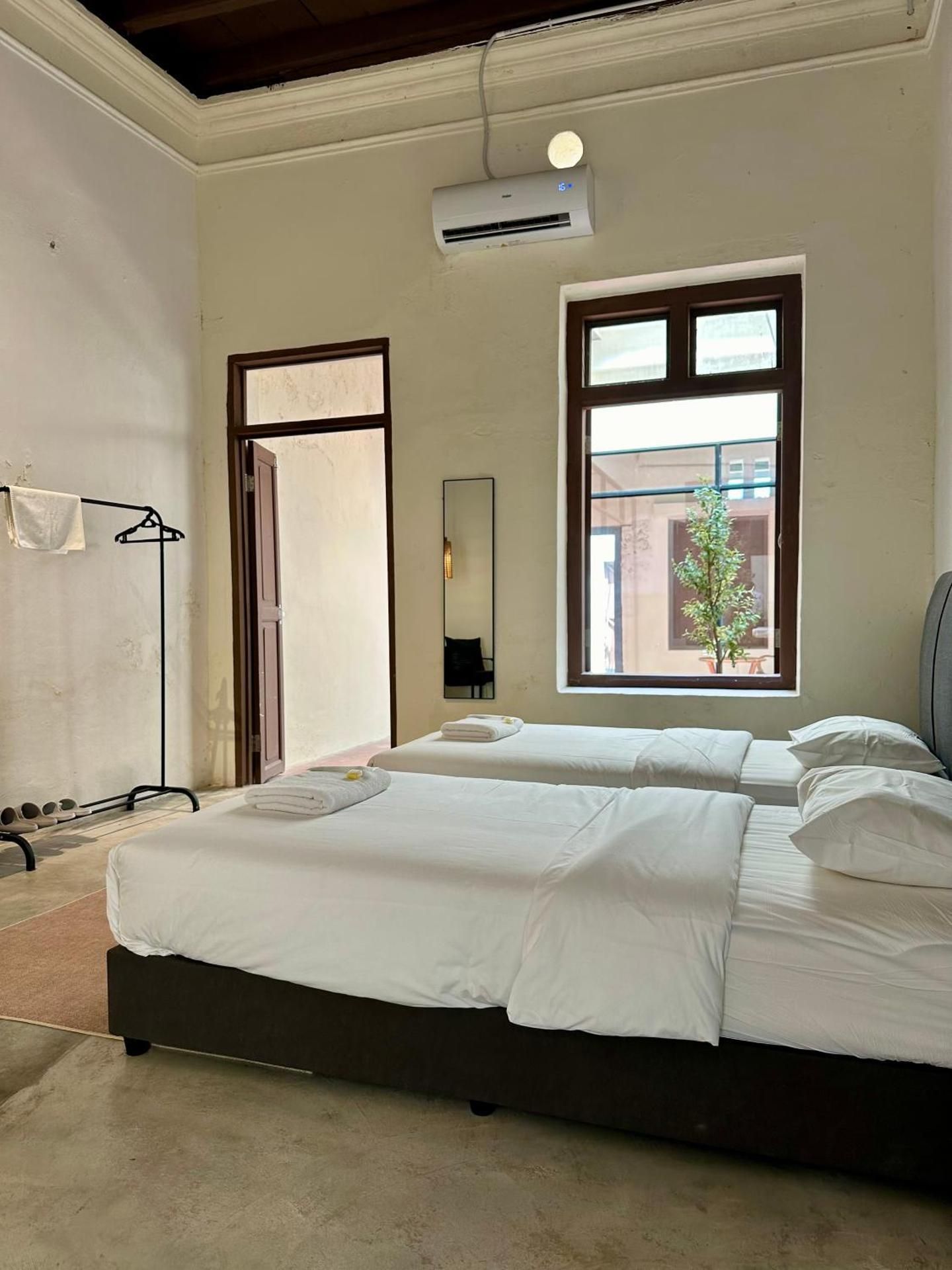 Twin Room with Courtyard View