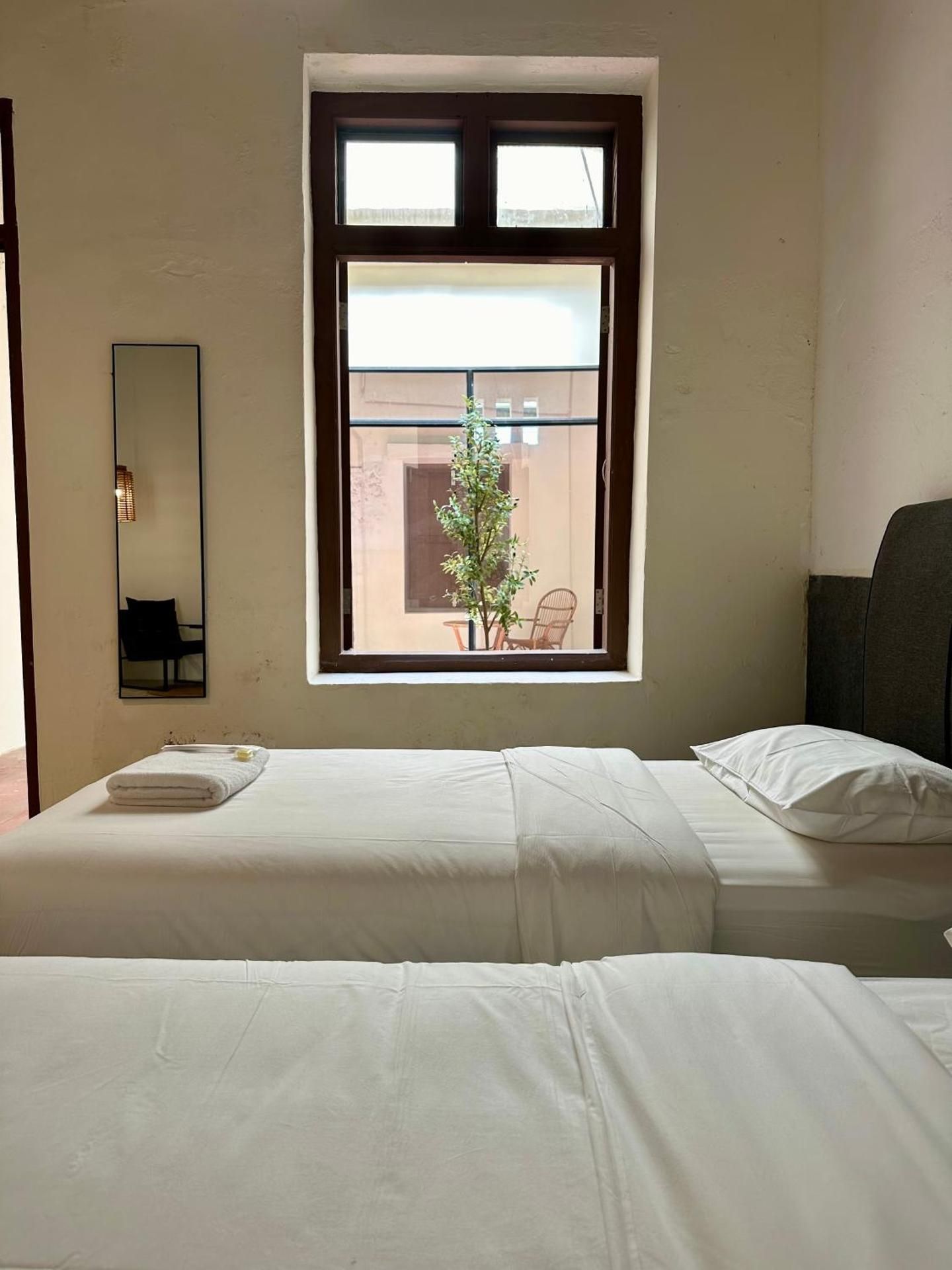Twin Room with Courtyard View