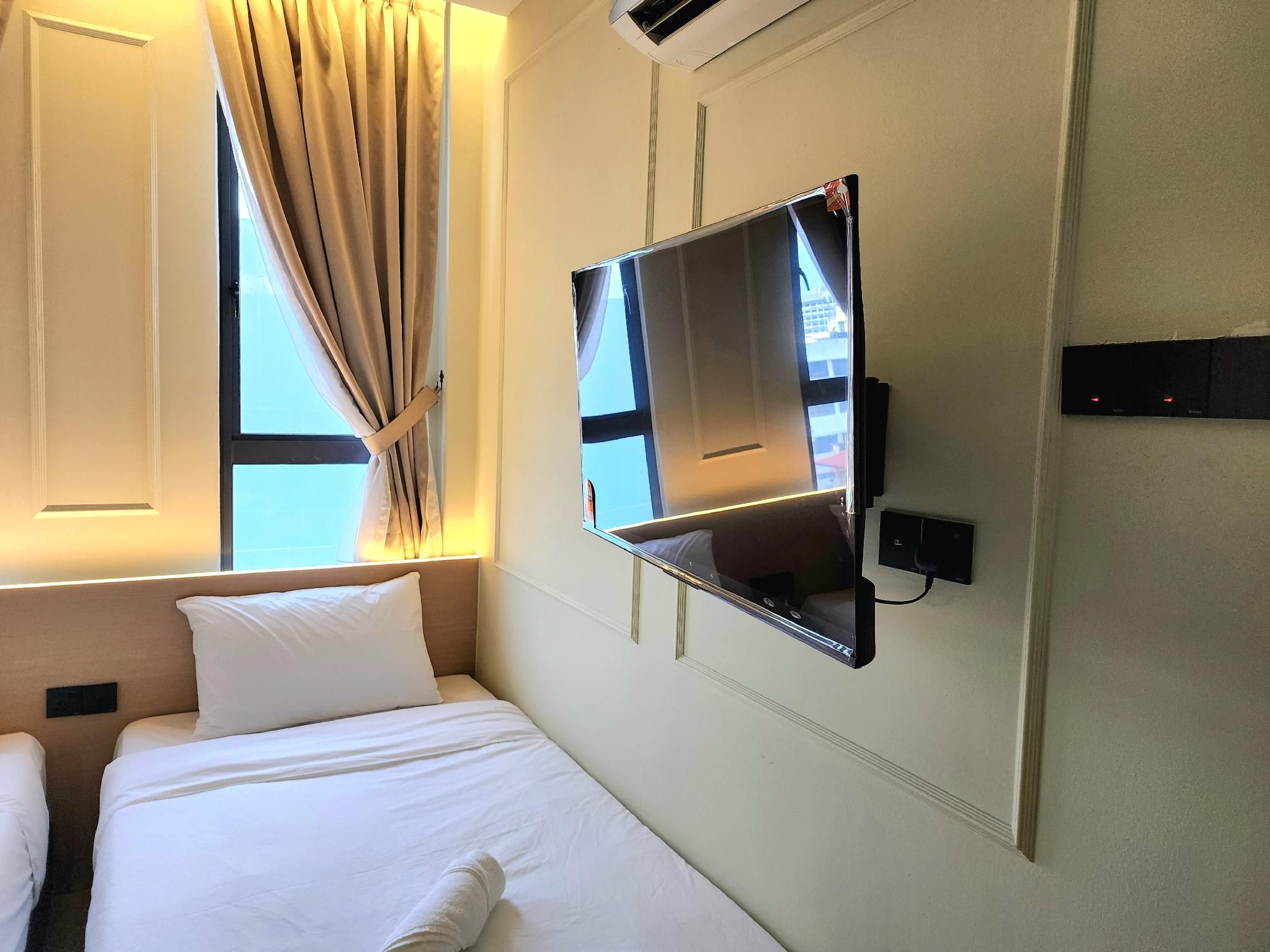 Georgetown AY Hotel Standard Twin 2