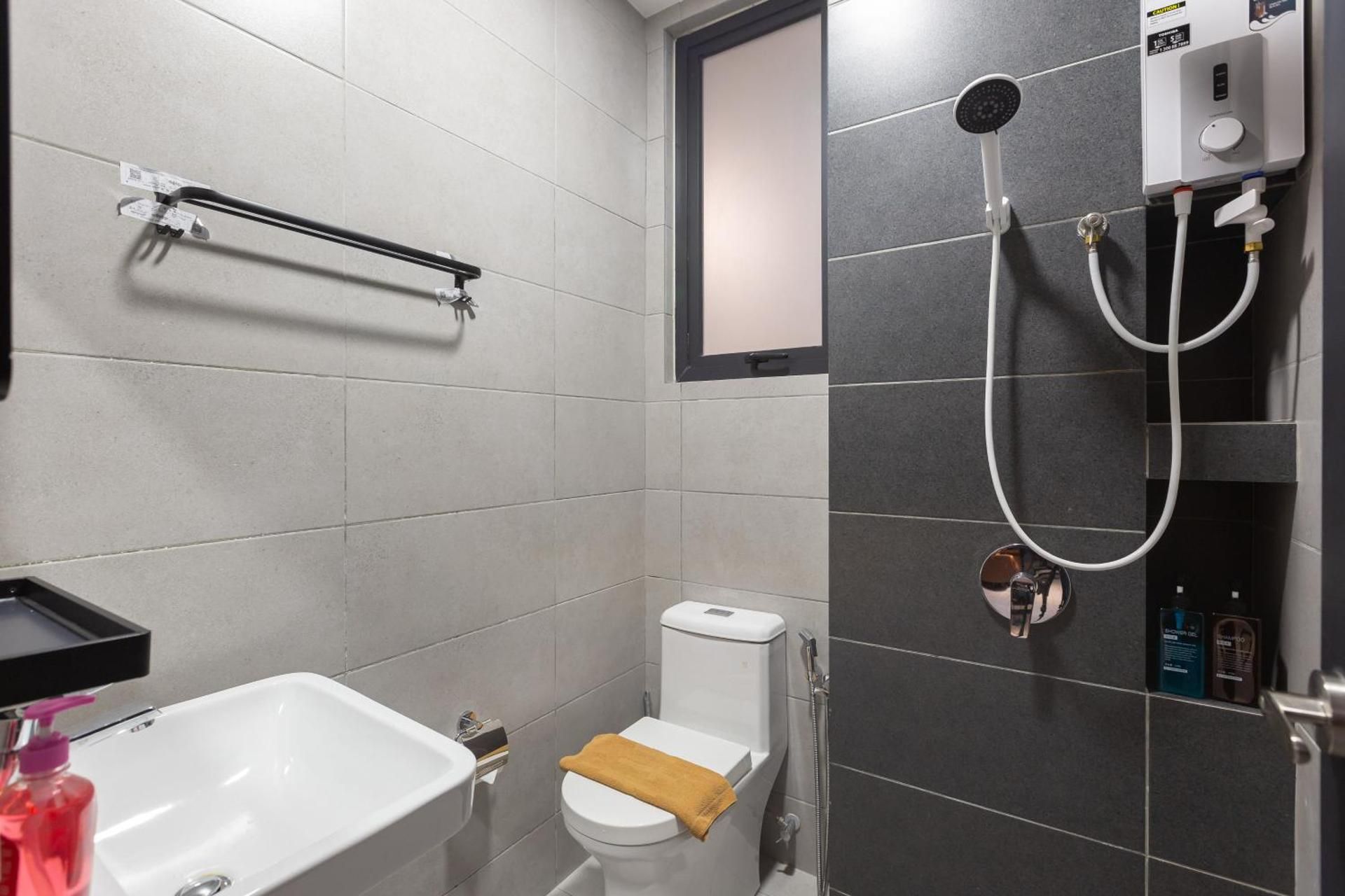 Urban Suites Two-Bedroom Suite 16