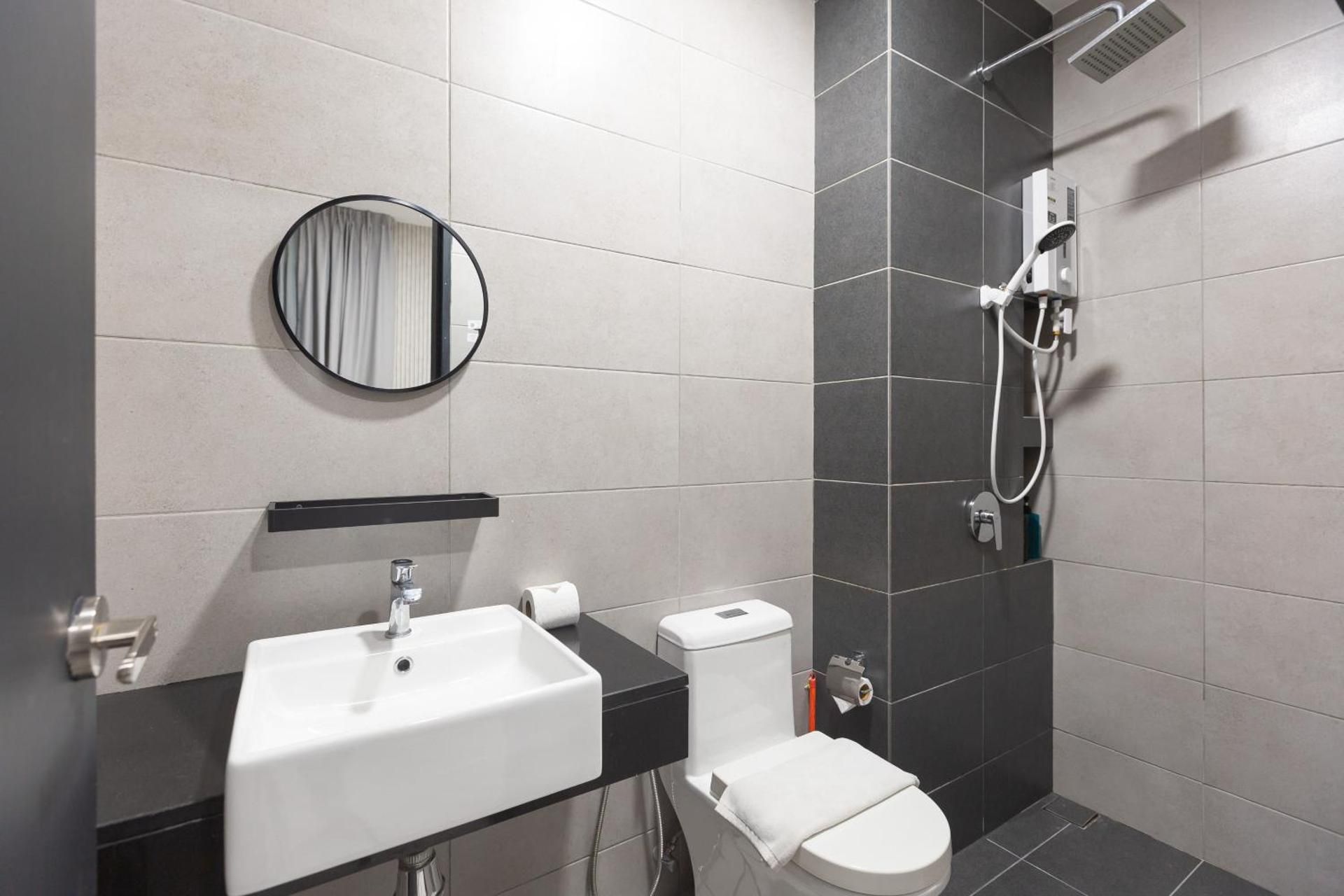 One Bedroom Apartment