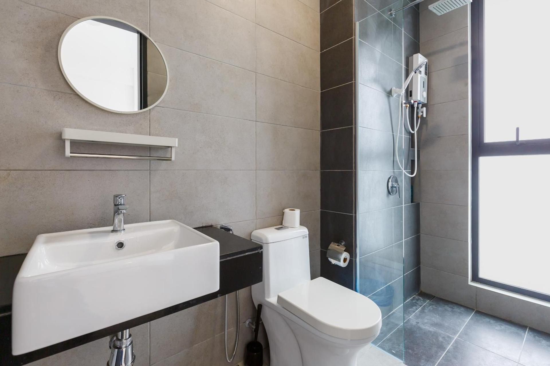 Two-Bedroom Apartment with City View