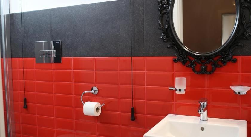 Yhomisus Standard Double Room 2