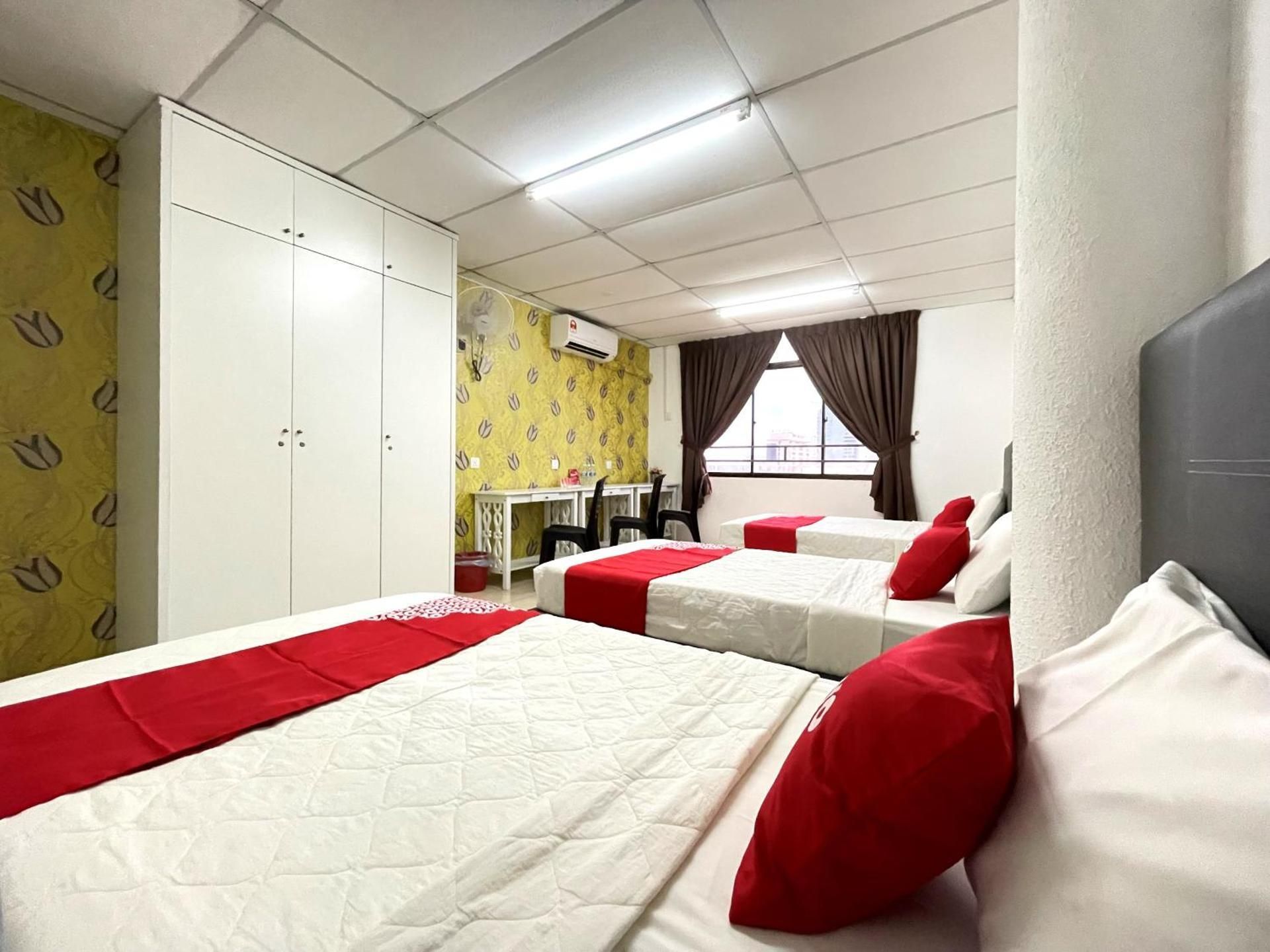 Triple Room with Shared Bathroom