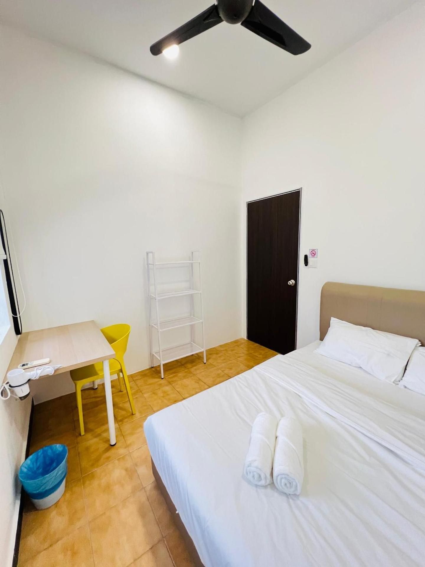 Double Room with Shared Bathroom