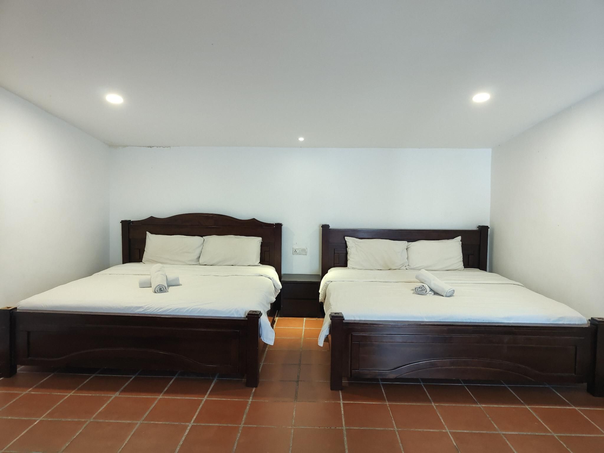 Armenian Suite Deluxe Family Room with Balcony