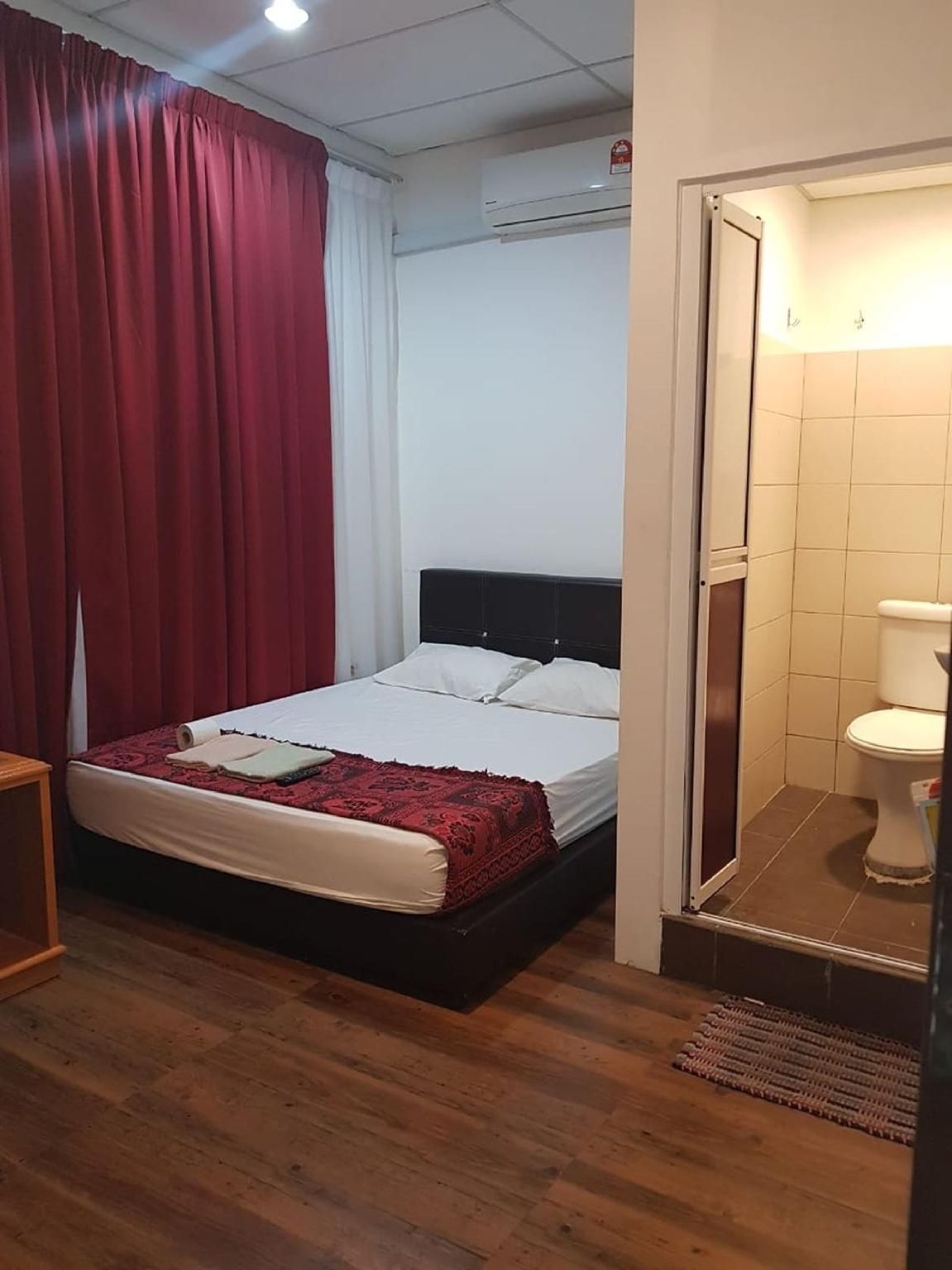 Double Room with Private Bathroom