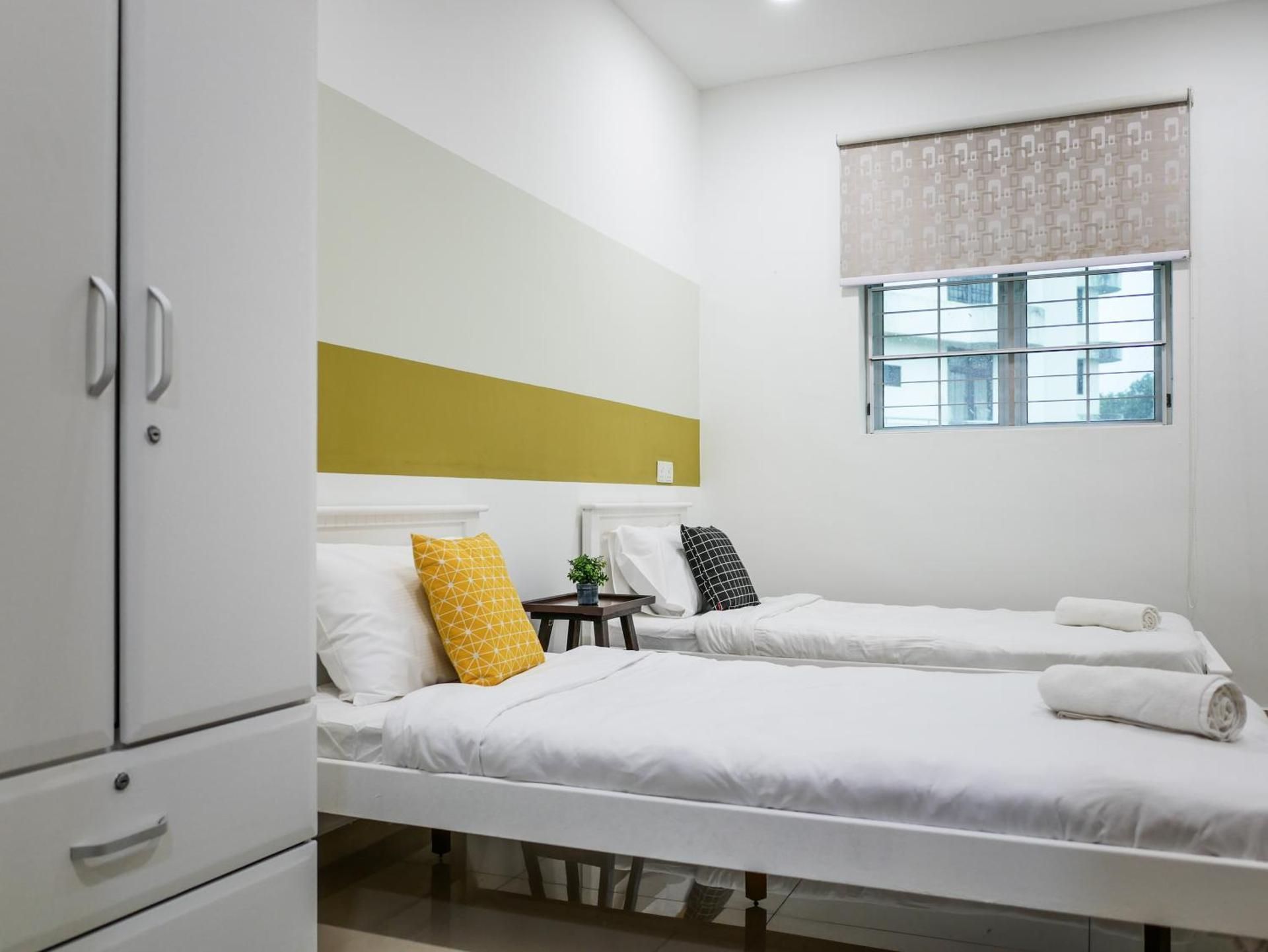 Twin Room with Shared Bathroom