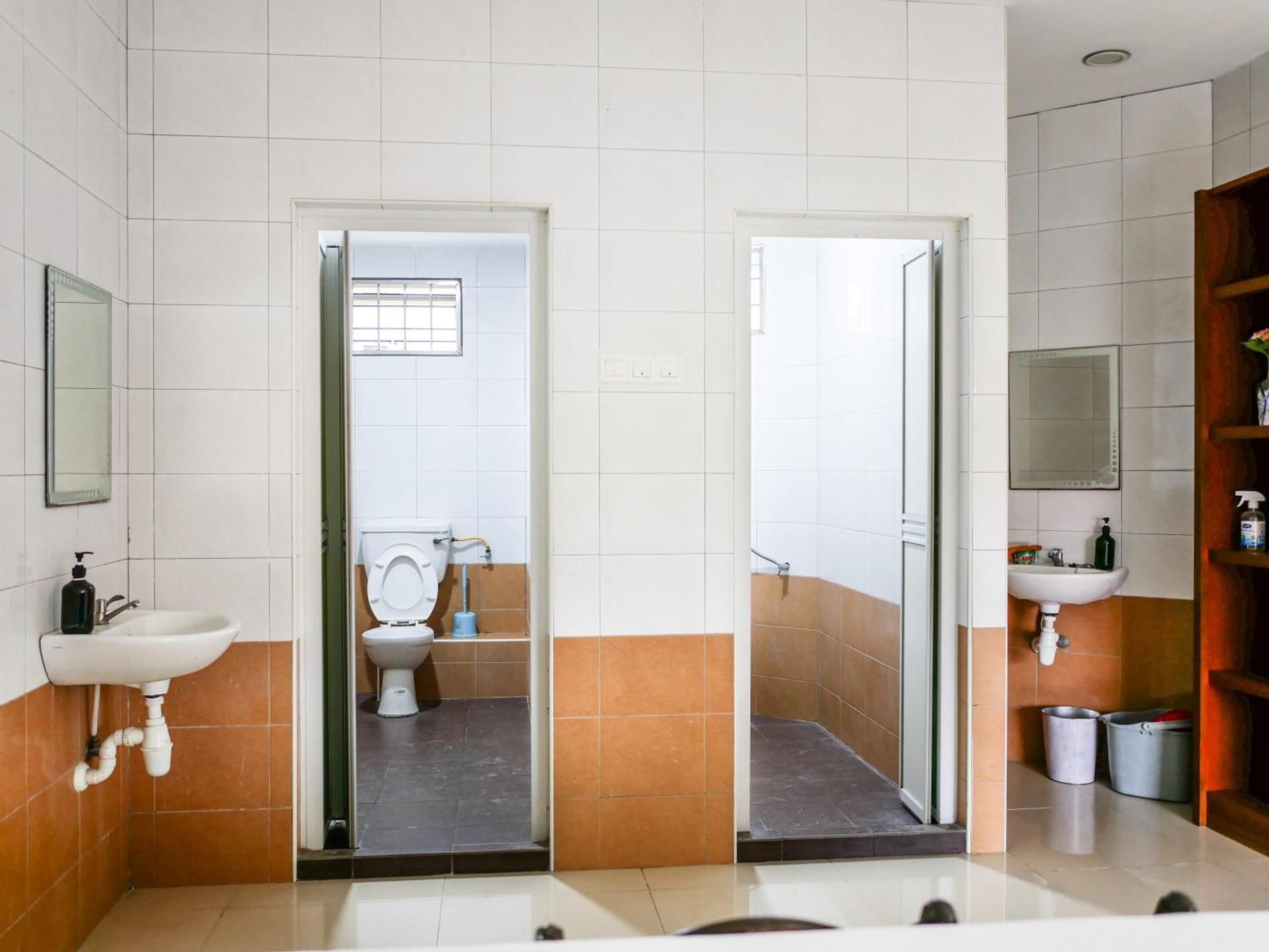 Double Room with Shared Bathroom