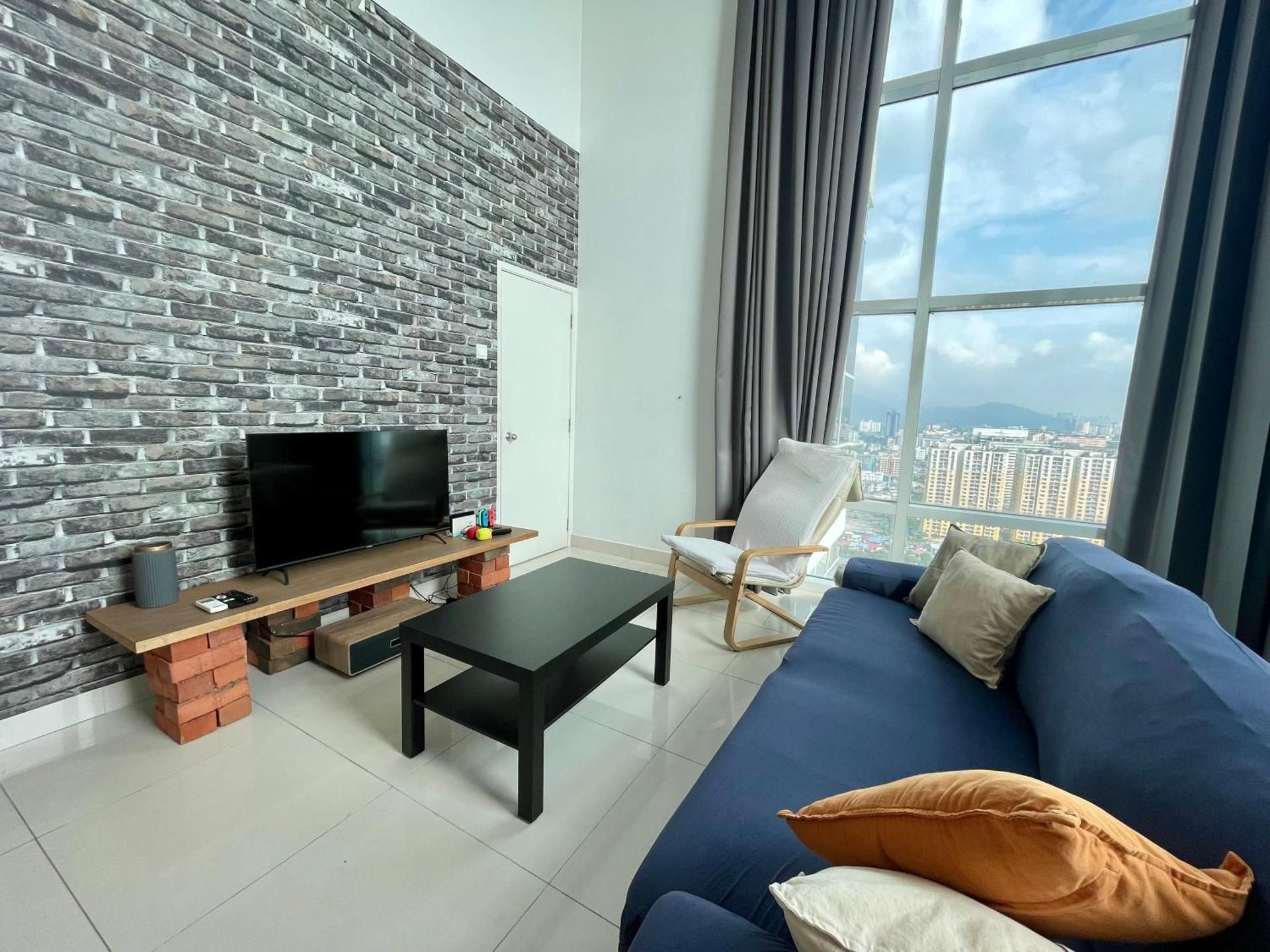 Family Two-Bedroom Apartment with View