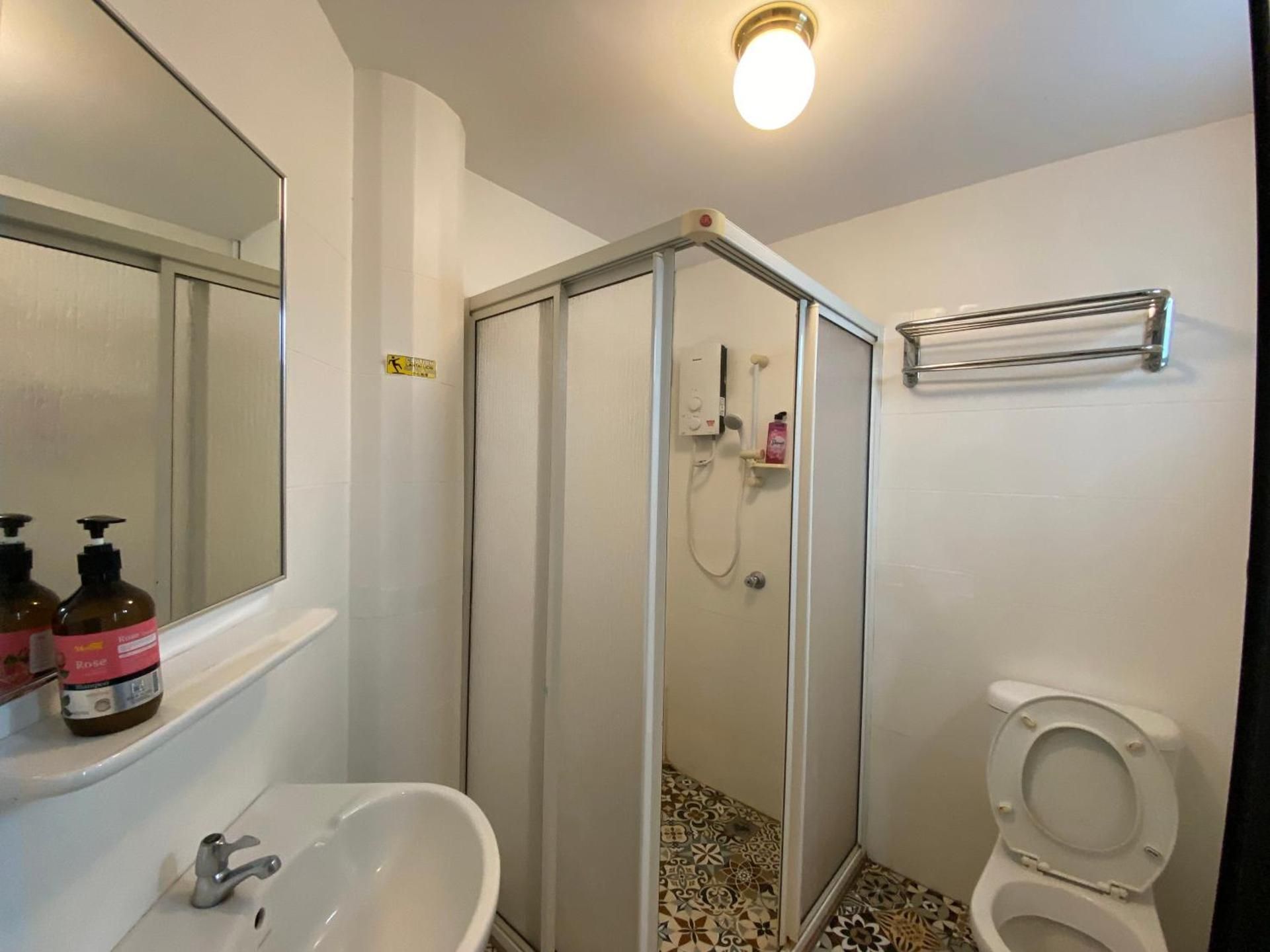 Three-Bedroom Deluxe Apartment