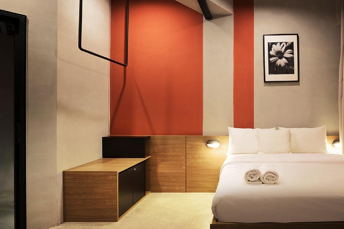 Double Room - Shared Bathroom