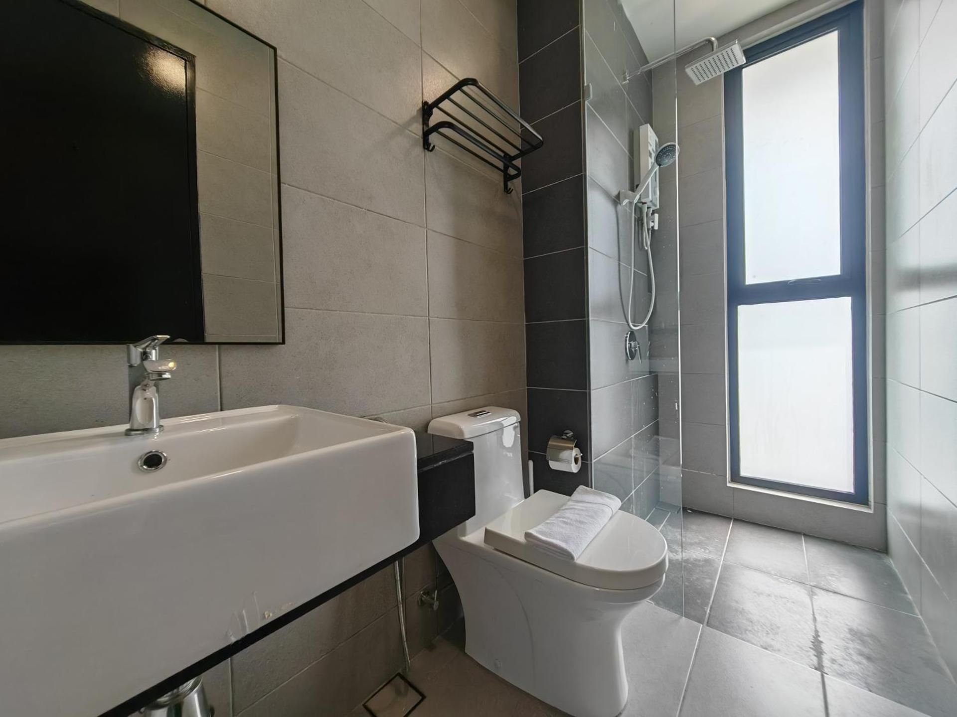 Two-Bedroom Apartment with City View