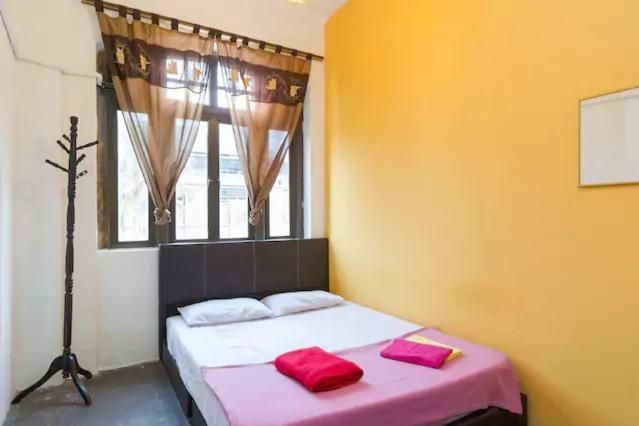 Deluxe Double Room with Shared Bathroom