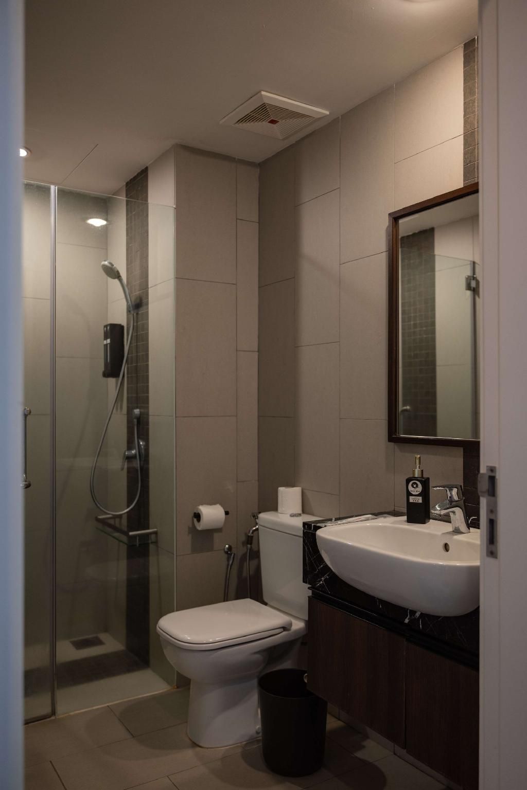 Deluxe King Bed Room