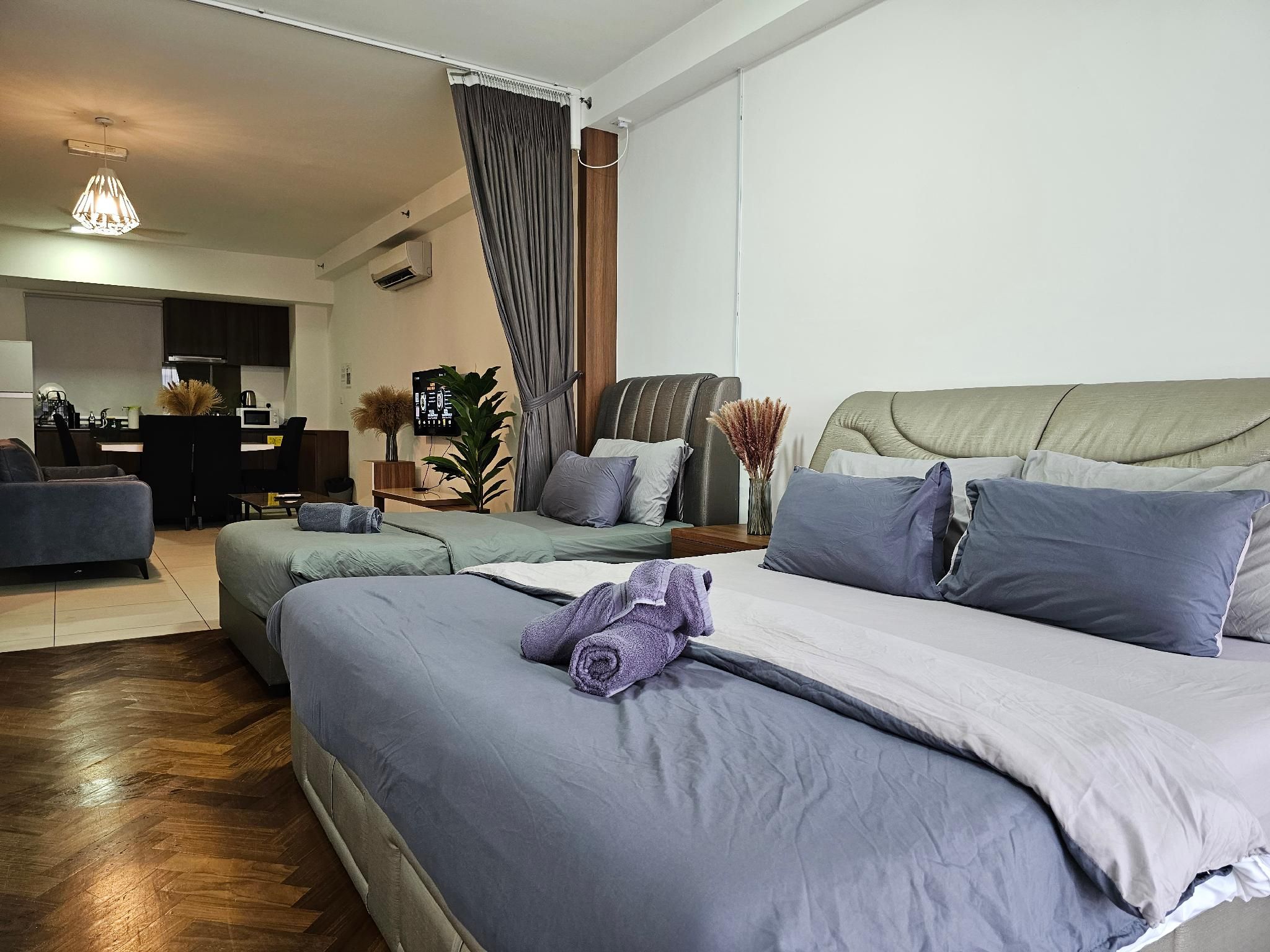 Deluxe King Bed Room