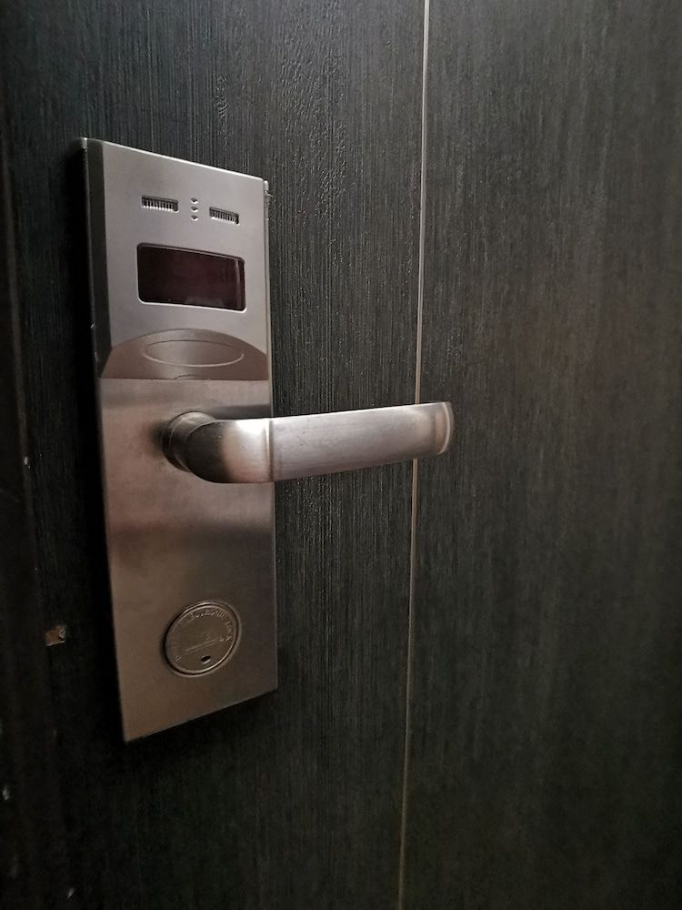 8 Boutique By The Sea Superior Room, 1 King Bed, Hill View 8