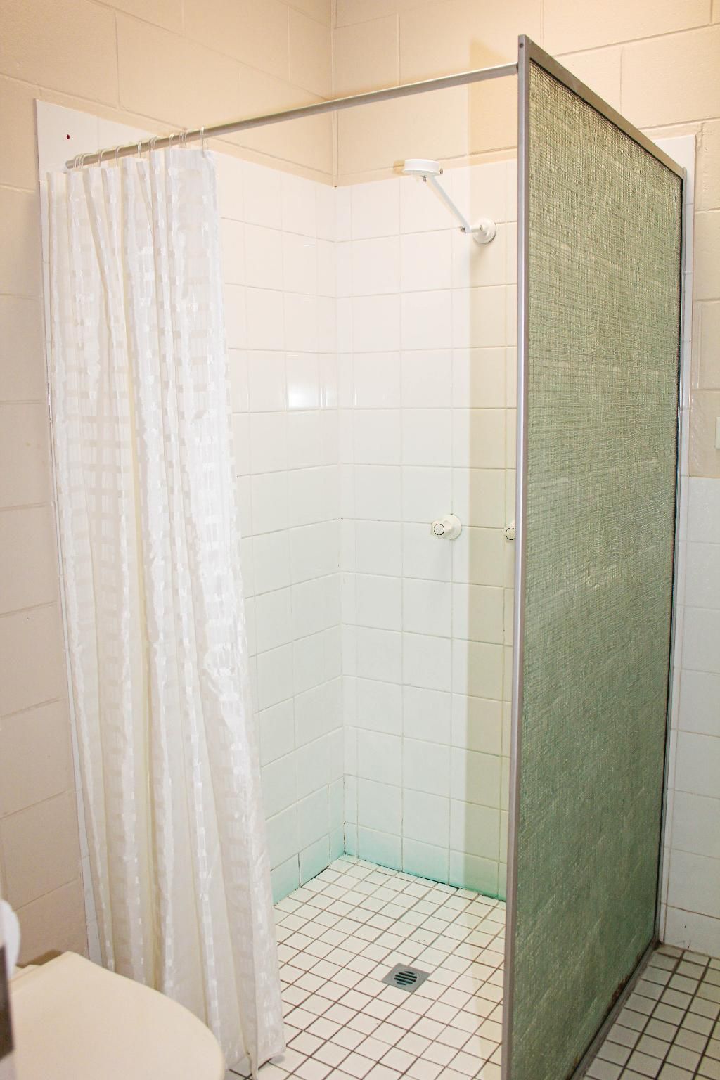 Demi View Motel Triple Deluxe 2