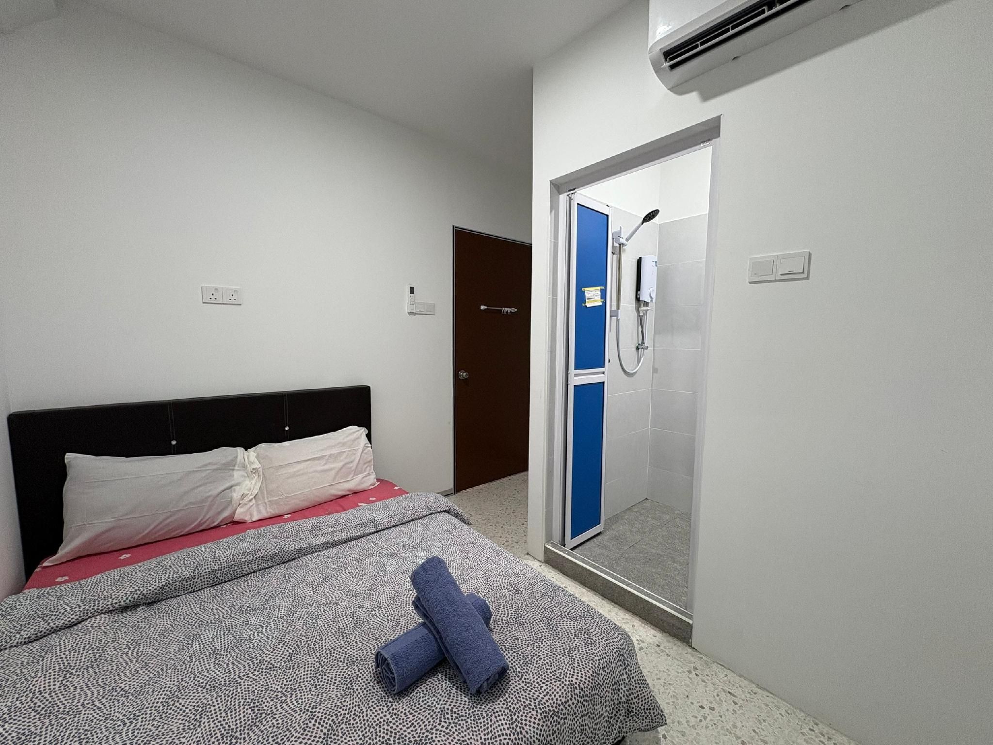 Standard - 1 Bed Queen Non-Smoking