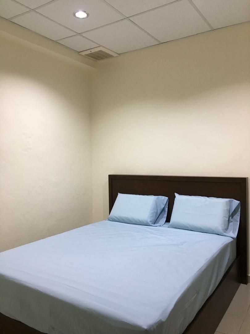 Queen Room