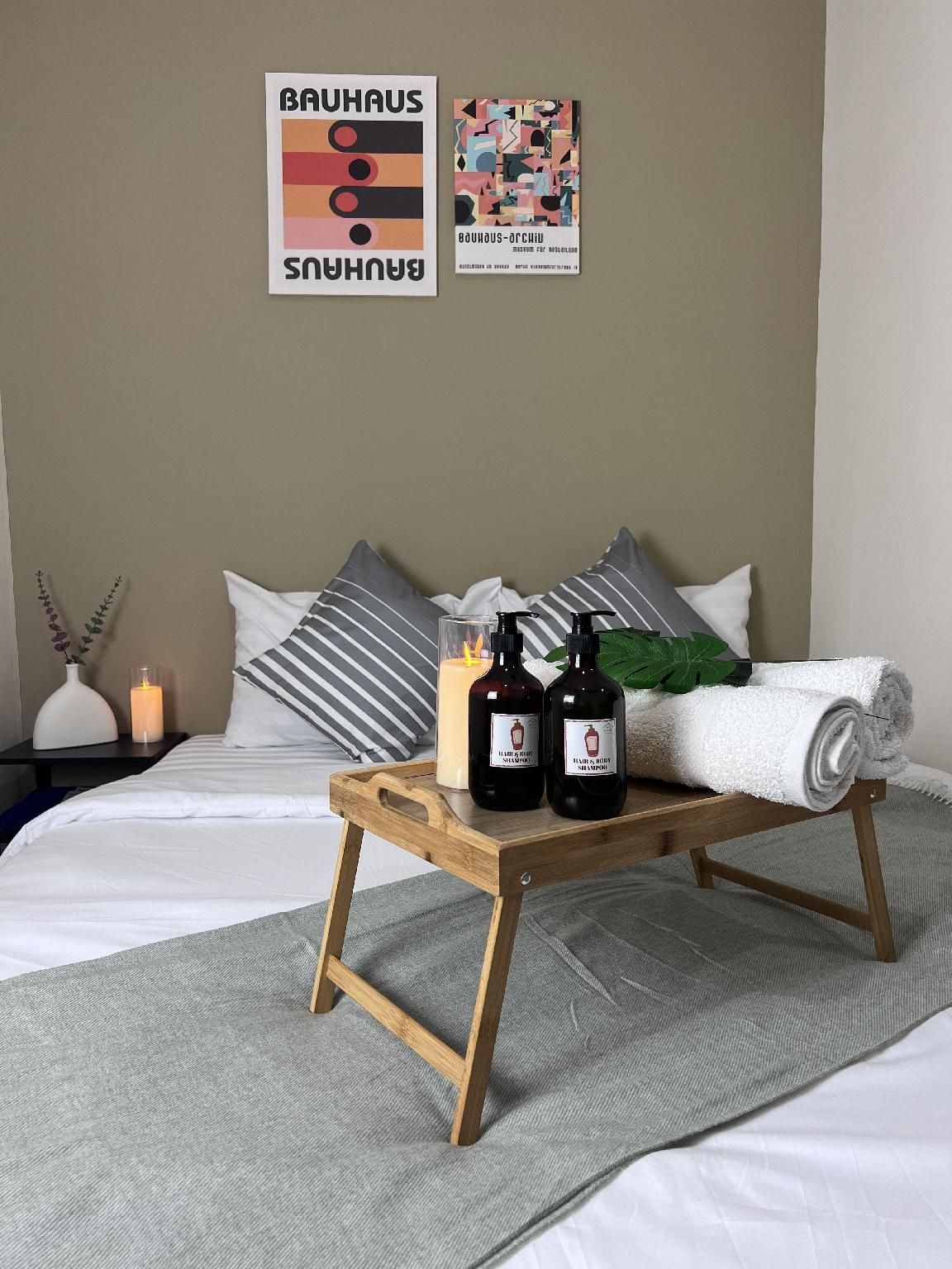 Random assigned room - Check-In 03:00 PM