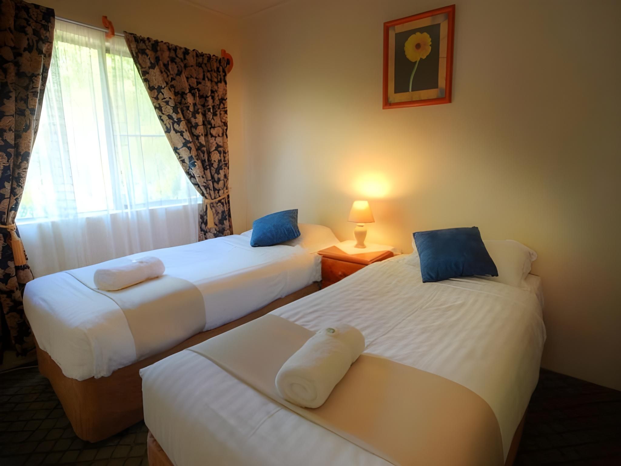 2 Bedroom