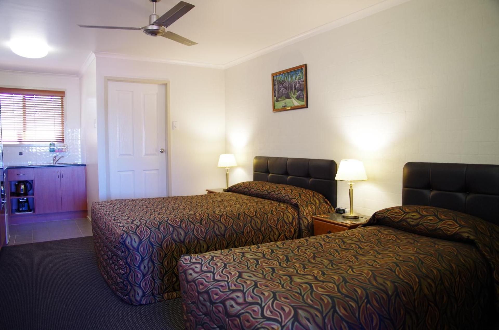 Stannum Lodge Motor Inn Double or Twin Room 2