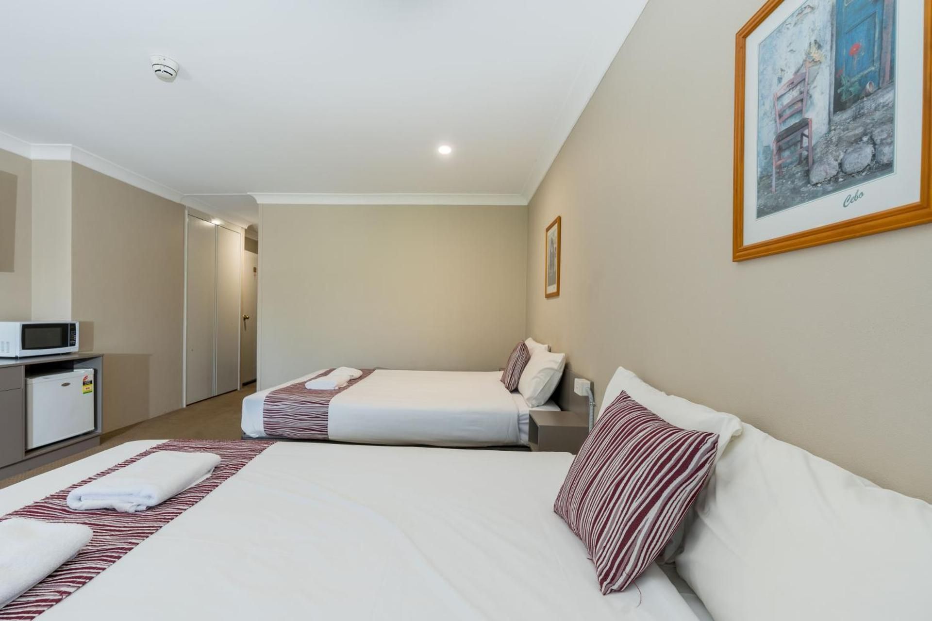 Deluxe Family Room