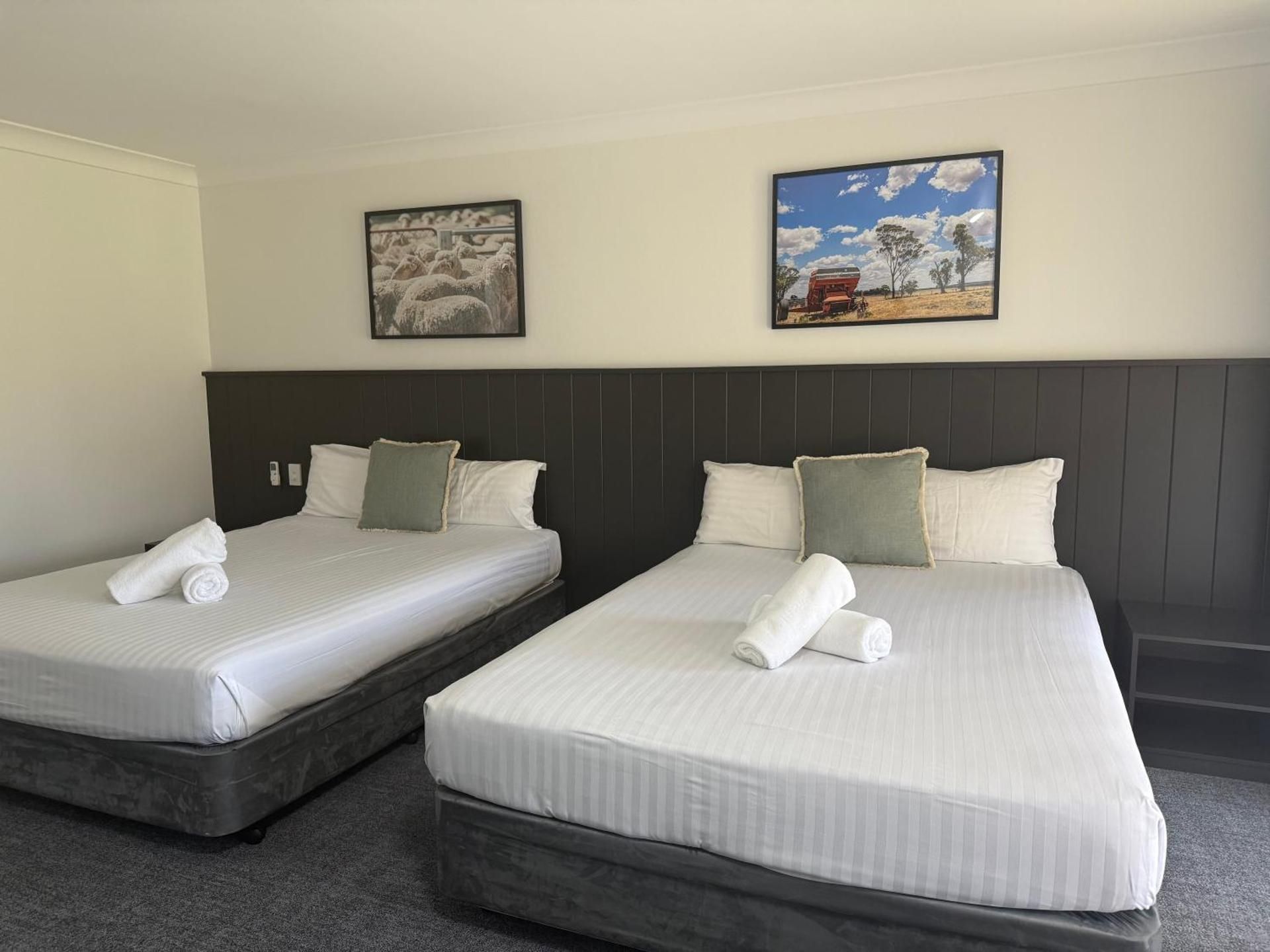 Superior Queen Room with Two Queen Beds