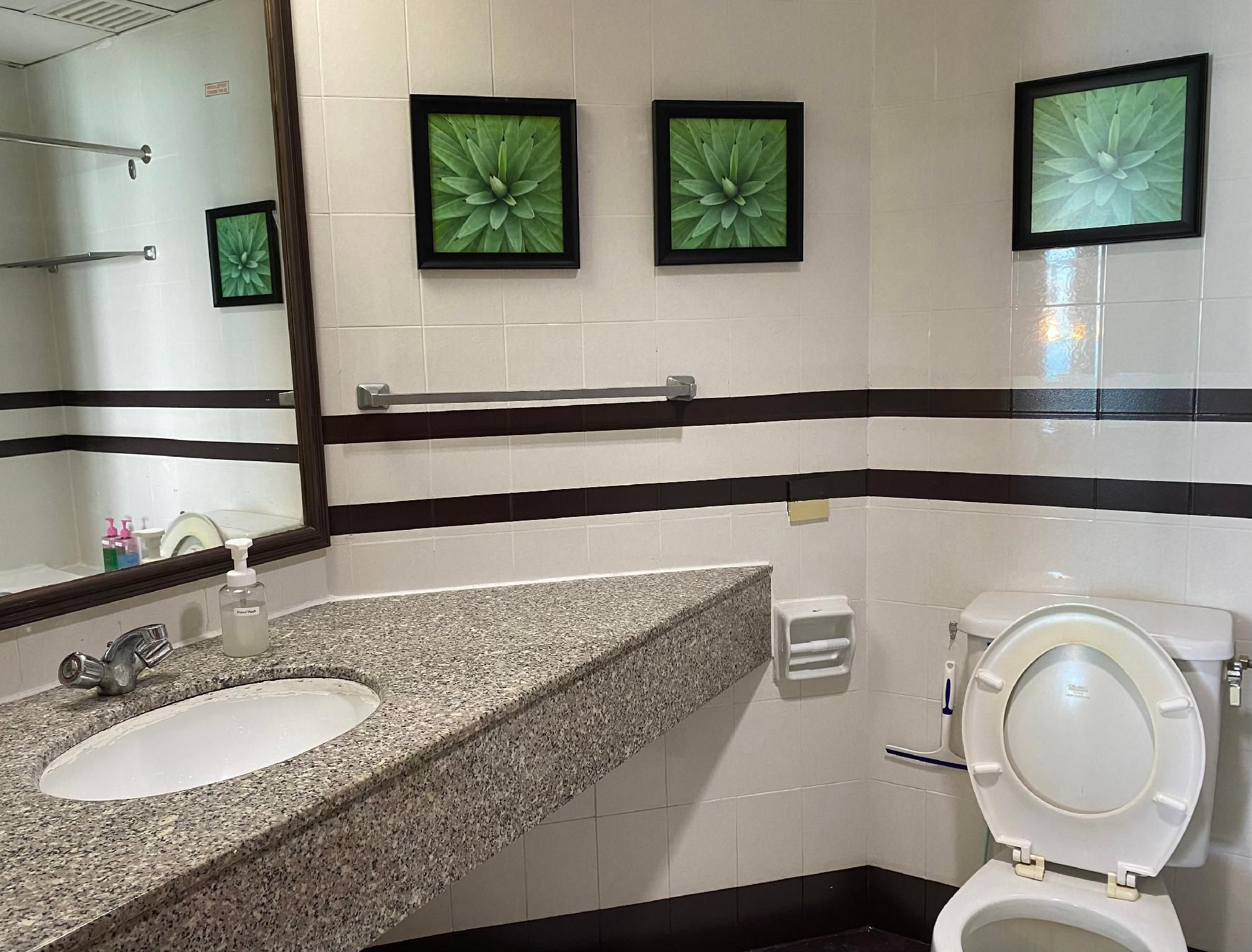 Rainbow Paradise with Beach in Tanjung Bungah 2 Bedroom 3