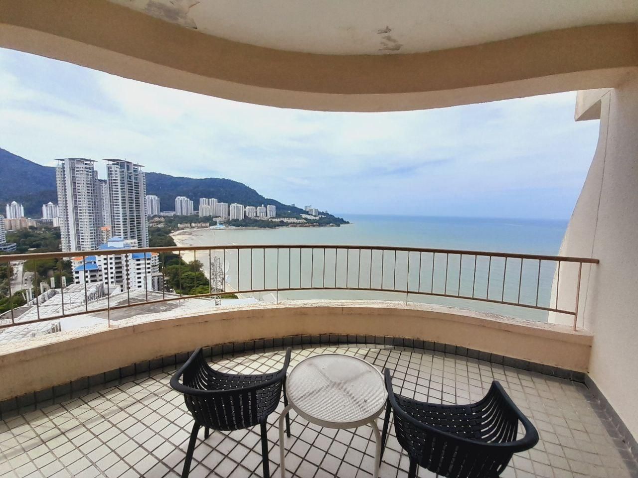 Studio - Twin Room with Balcony