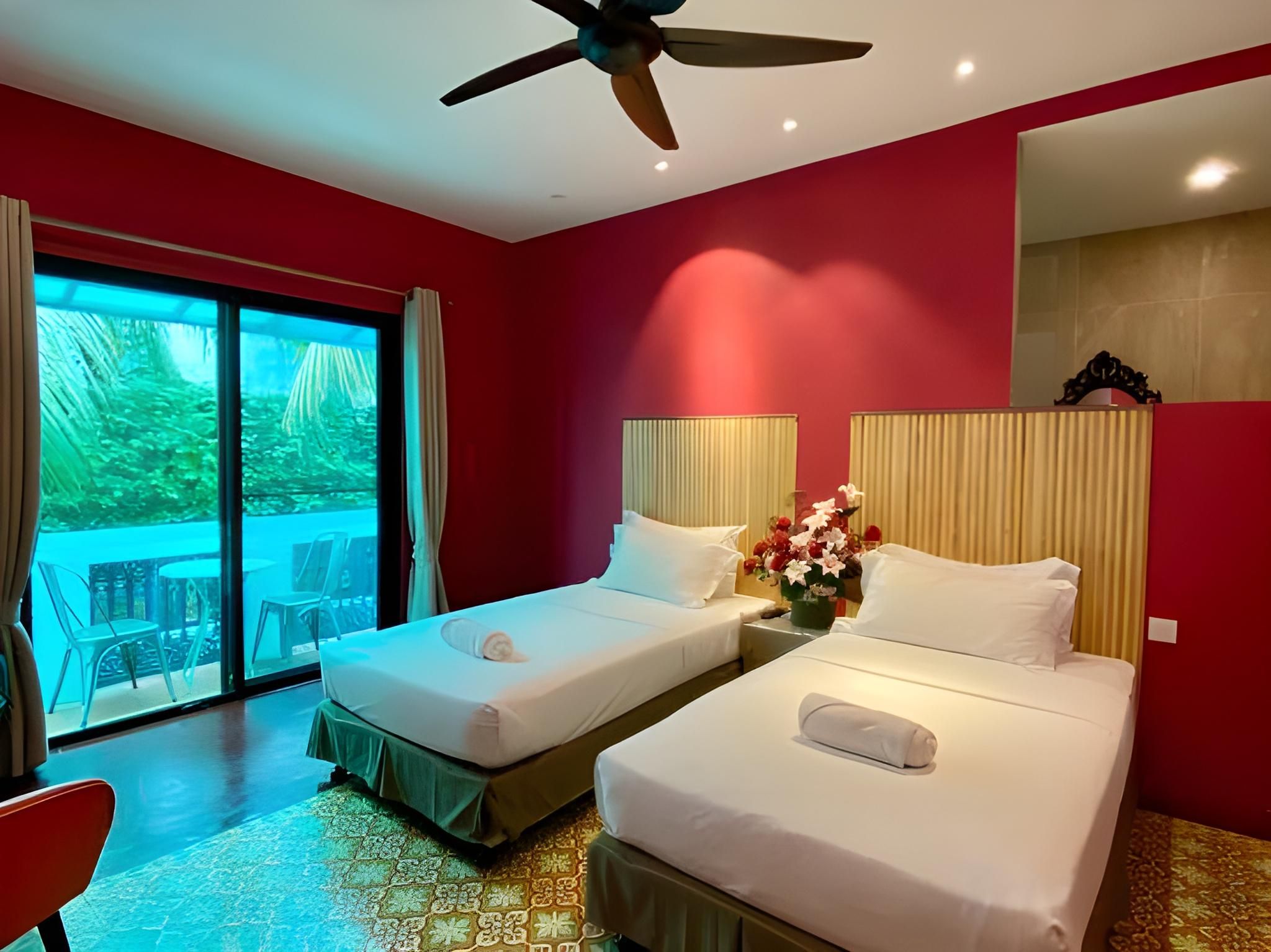 Superior Twin Room with Balcony