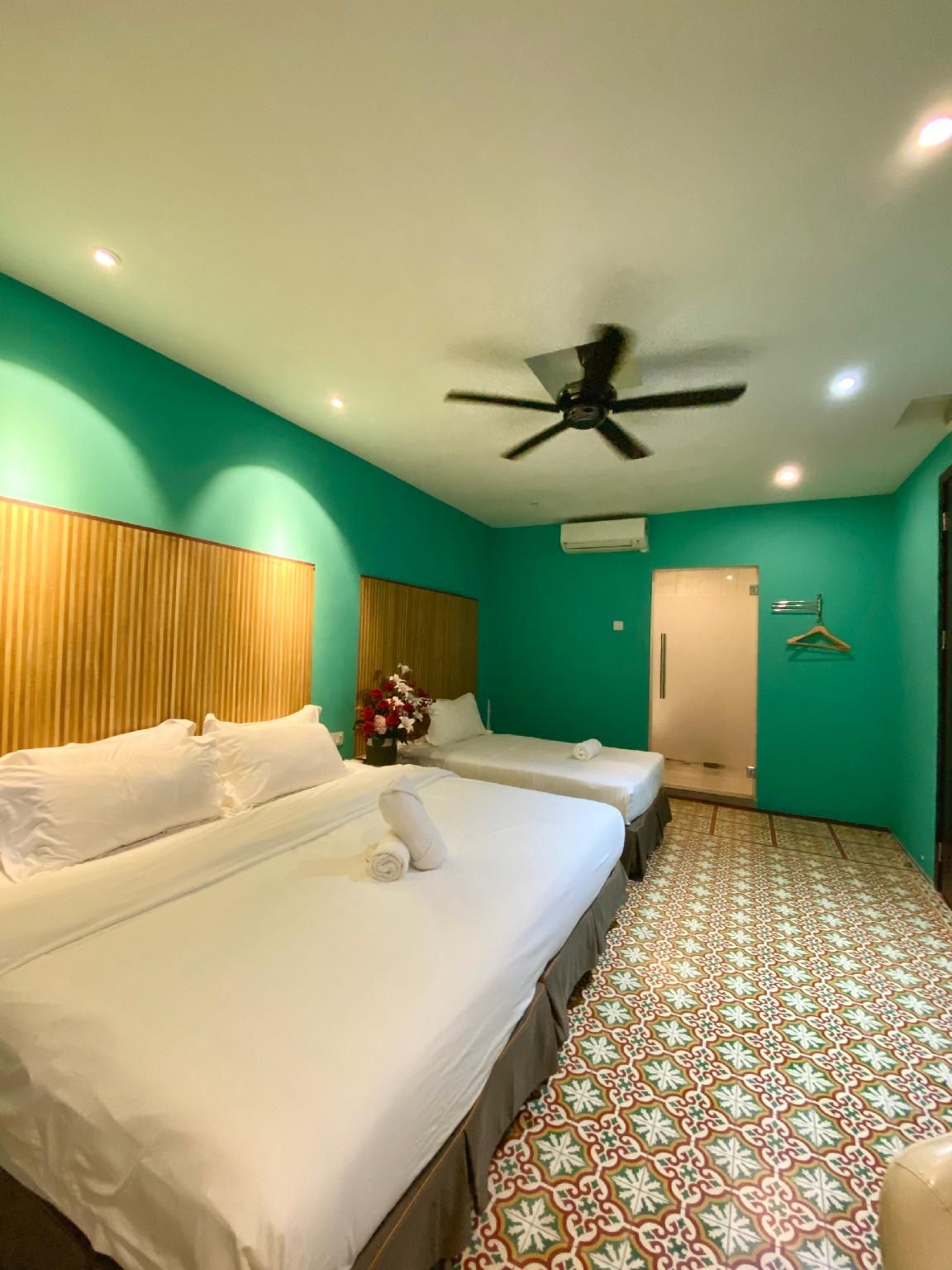 Deluxe Triple Room