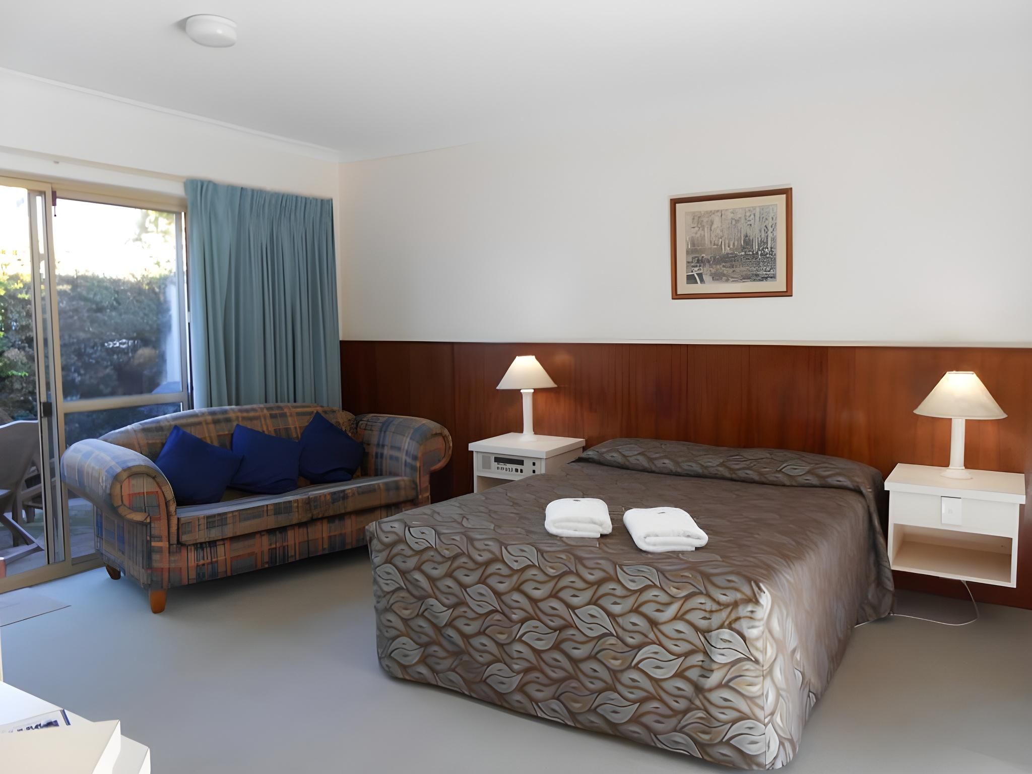 Augusta Georgiana Molloy Motel Queen Room