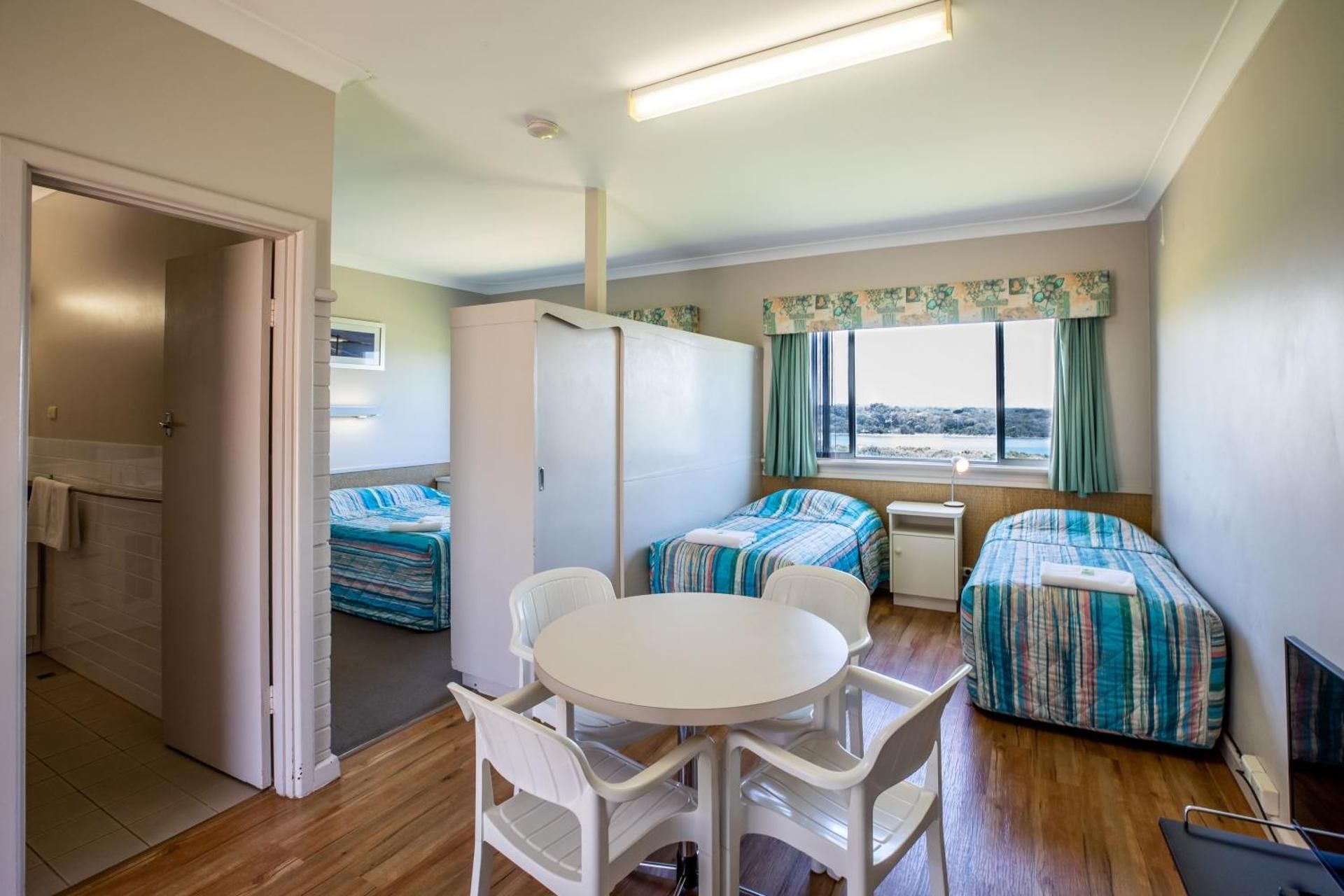 Family Room with Sea View