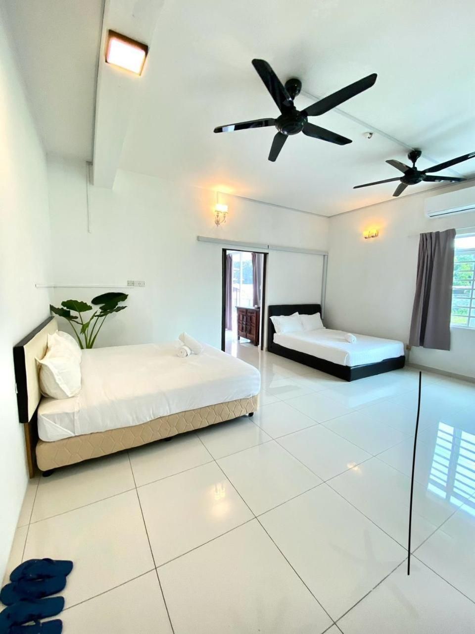 Standard suite family balcony