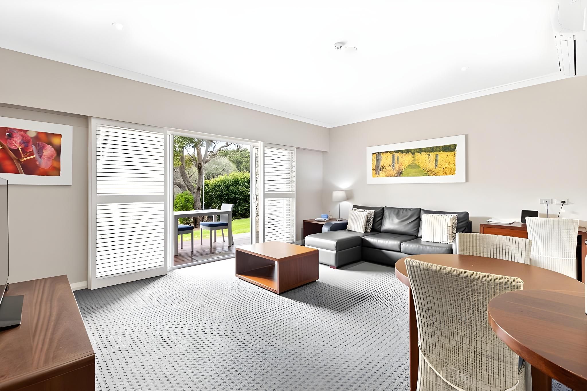 One Bedroom Apartment