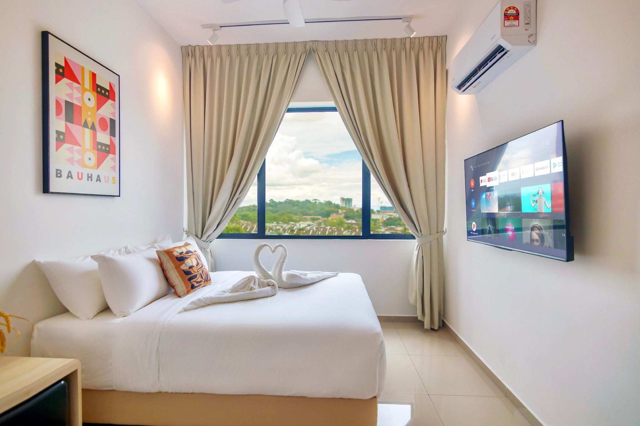 Studio Deluxe Room