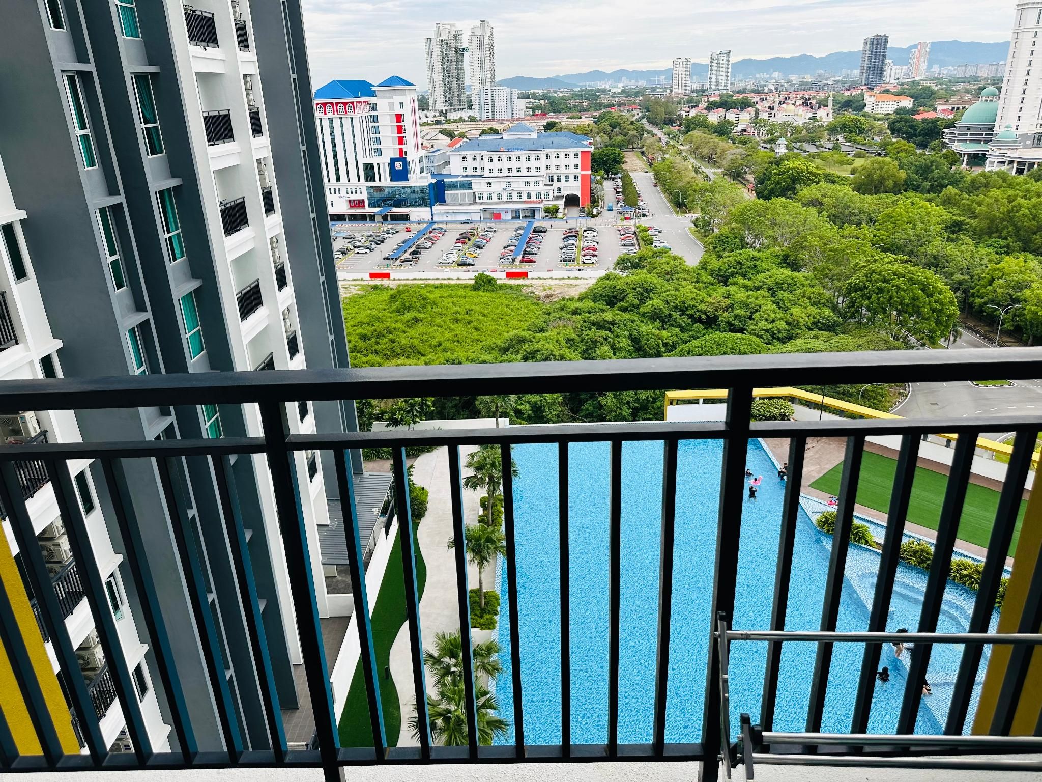 2 Bedroom - 2 Bath Family Suite